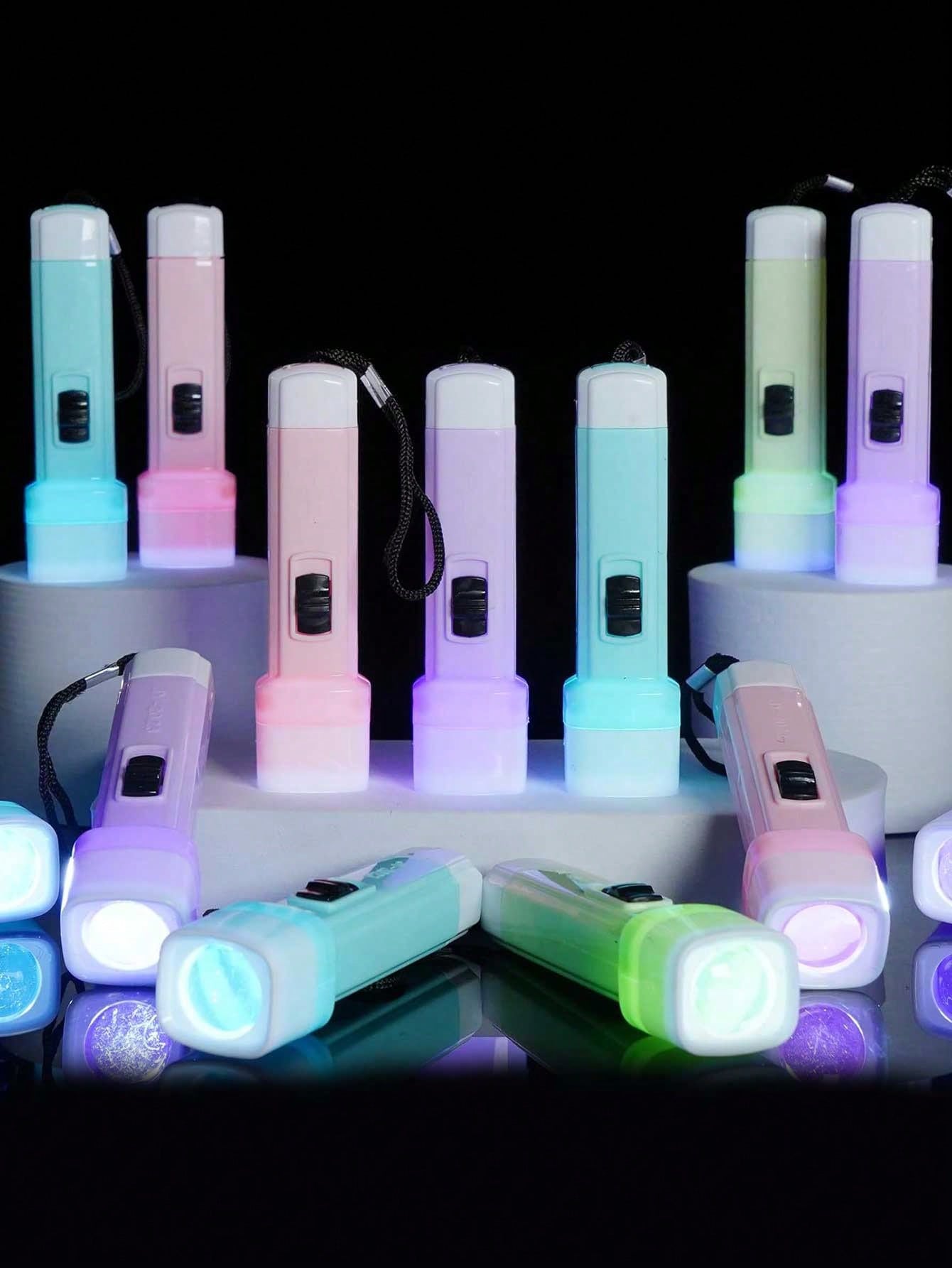 25pcs- 3.5 Inch Mini Flashlight LED Lighting Gift Practical Lighting Keychain Pendant LED, Party Favor Filler, Home Gift, Classroom Reward, Baby Shower Party Favor, Piñata Filler- (4 Random Colors)