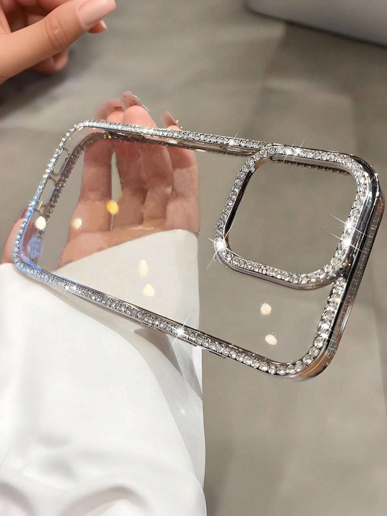 Luxury Shiny Rhinestone Glitter Shockproof Basic Phone Case Compatible With Iphone 17/17 Pro Max/16 15 14 Plus 13 12 11 Pro Max/6D Electroplated Periphery Back Cover Great Spring Birthday Anniversary
