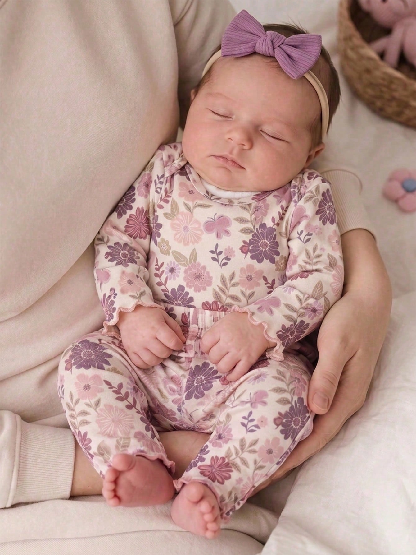 Newborn Baby Girl Cute Cartoon & Floral Pattern Long Sleeve Loungewear Set