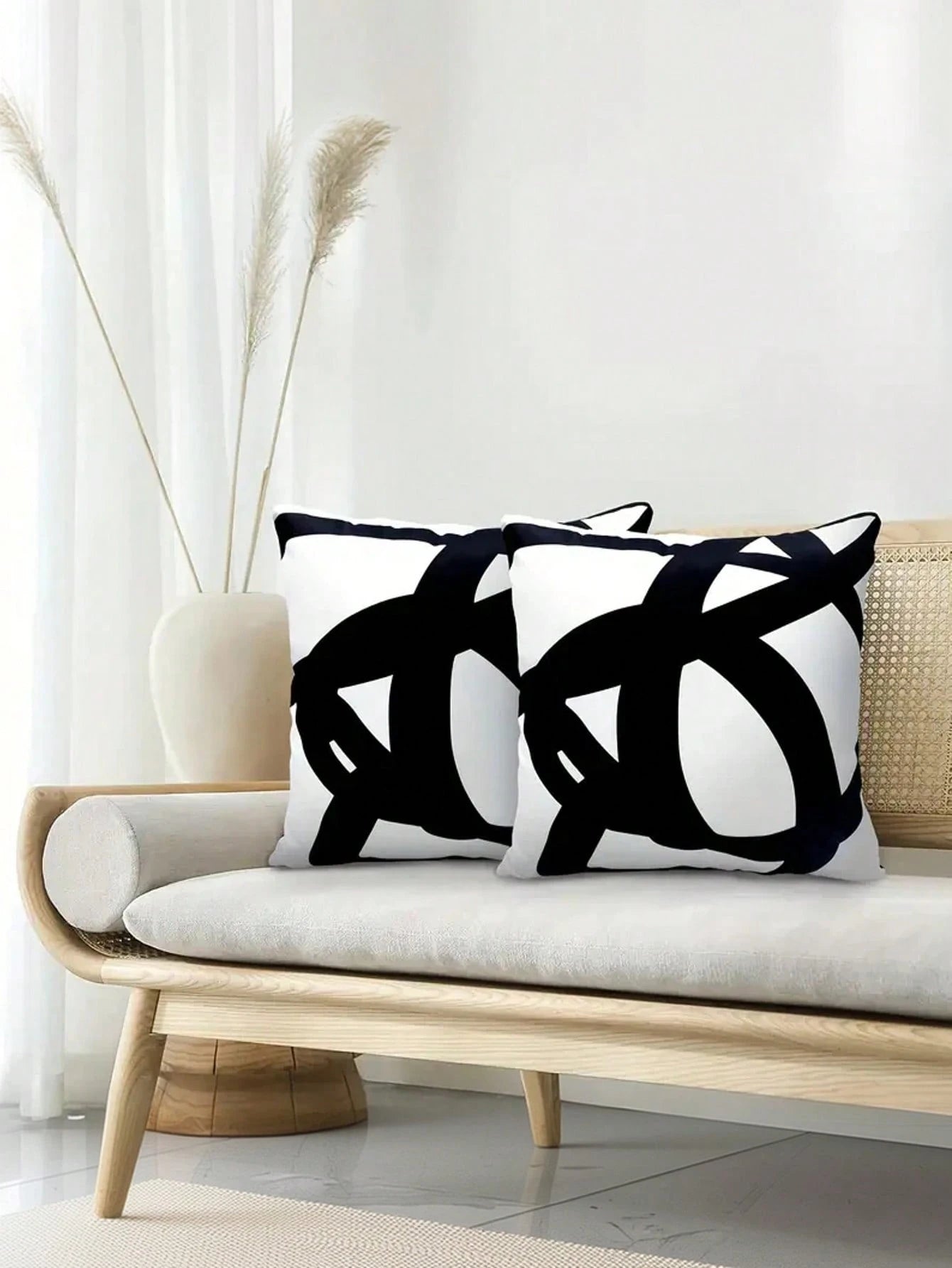 1/2/4pcs Abstract Geometric Black And White Throw Pillow Covers- Modern Style, Hand Wash Only, Polyester Material, Multiple Sizes Available, Suitable For Sofa, Bed, Indoor/Outdoor Decor, Sofa Cushion