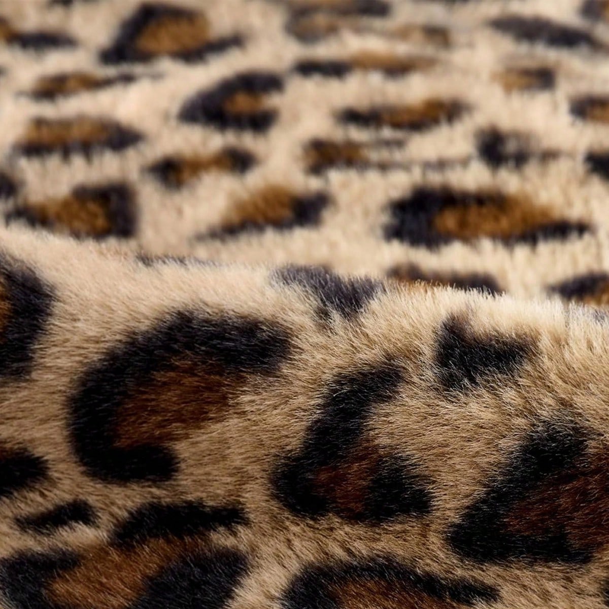 1/2pcs Farmhouse Leopard Print Pillowcase, Fashionable Faux Fur Rectangular Double-Sided Pillowcase, Leopard Print Sofa Cushion Cover, Home Decor (Pillow Insert Not Included)