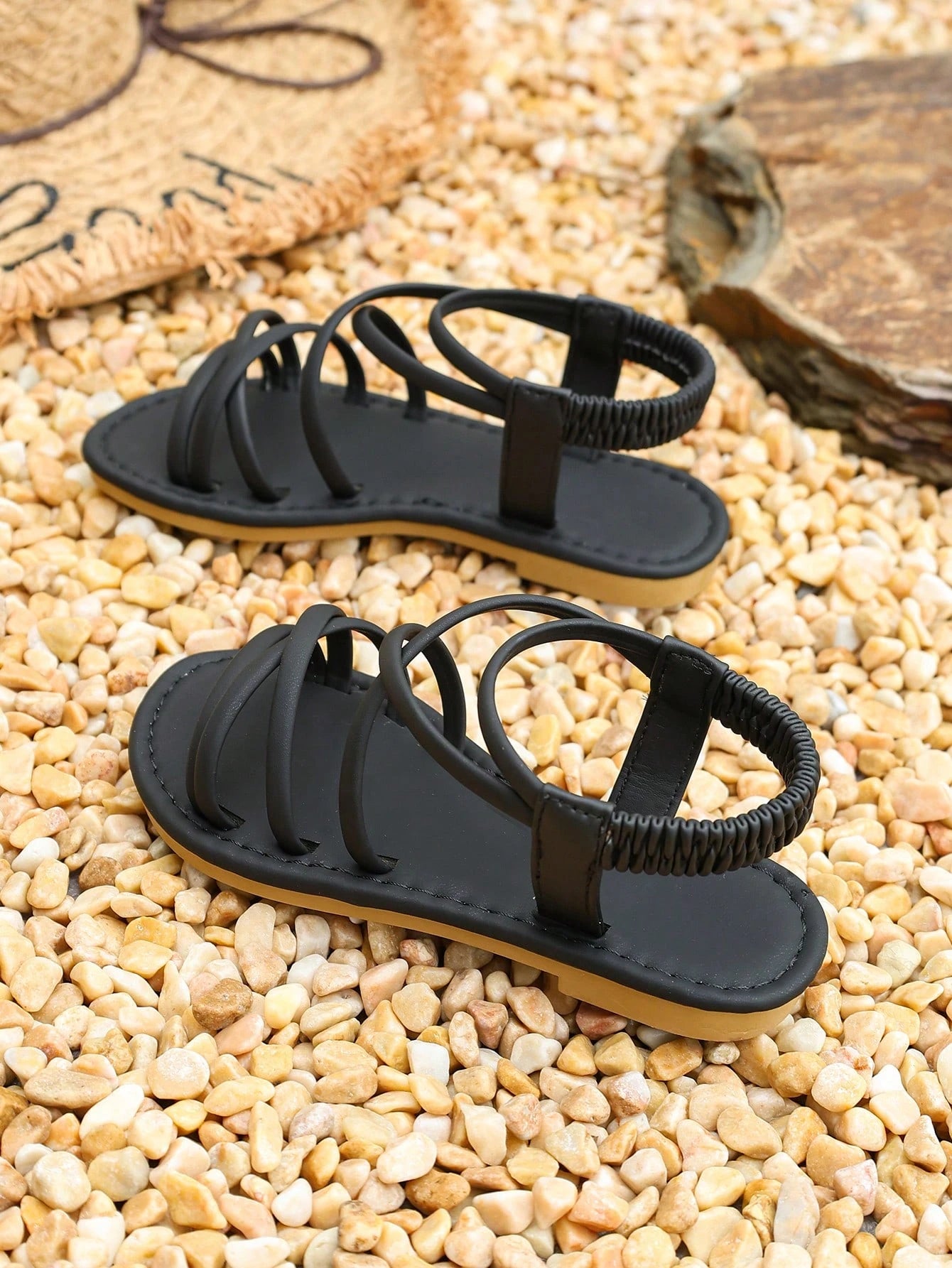 1 Pair Girls' Black Criss-Cross Strap Flat Sandals, Non-Slip Soft Sole Elastic Back Strap, Summer Casual Beach Children's Shoes