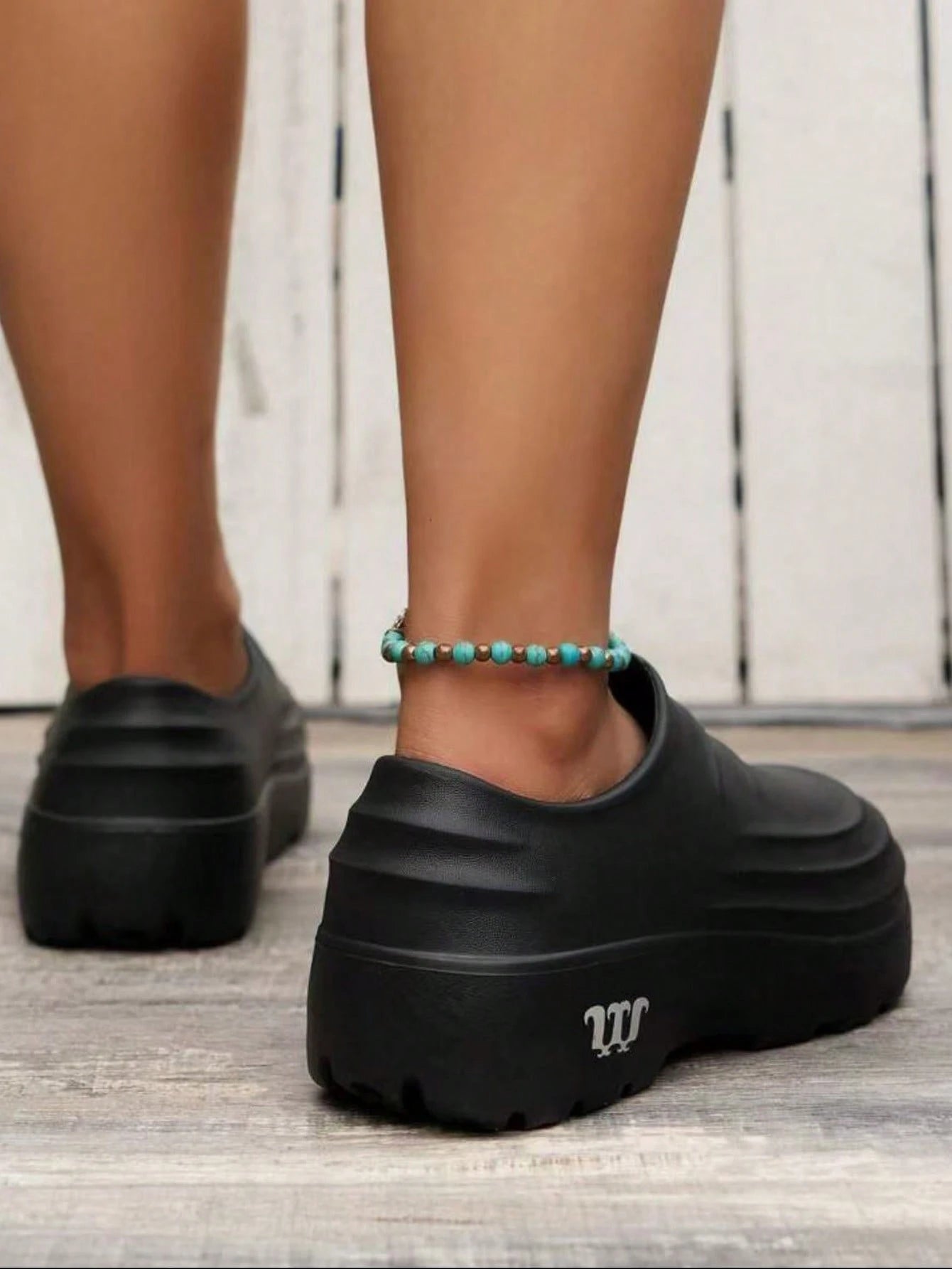 1 Pair Women Non-Slip Waterproof Oil-Resistant Kitchen/Food Service/Hotel Backroom/Food Factory Work Shoes, Soft Sole