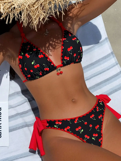 1 Set Women's Bikini Two Pieces Swimwear, Color Block Floral Trim Cherry Print Halter Tie Fashionable Beach Wear Vacation White Summer