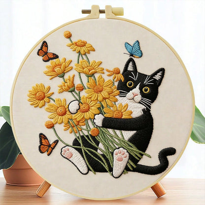 1PC 20*20cm/7.9*7.9in,Cute Black-And-White Kitten Embroidery Kit, DIY Handmade Embroidery Set For Adult Beginners, Home Gift, Women's Sewing Gift, Including User Manual, Printed Pattern Fabric, Embroi