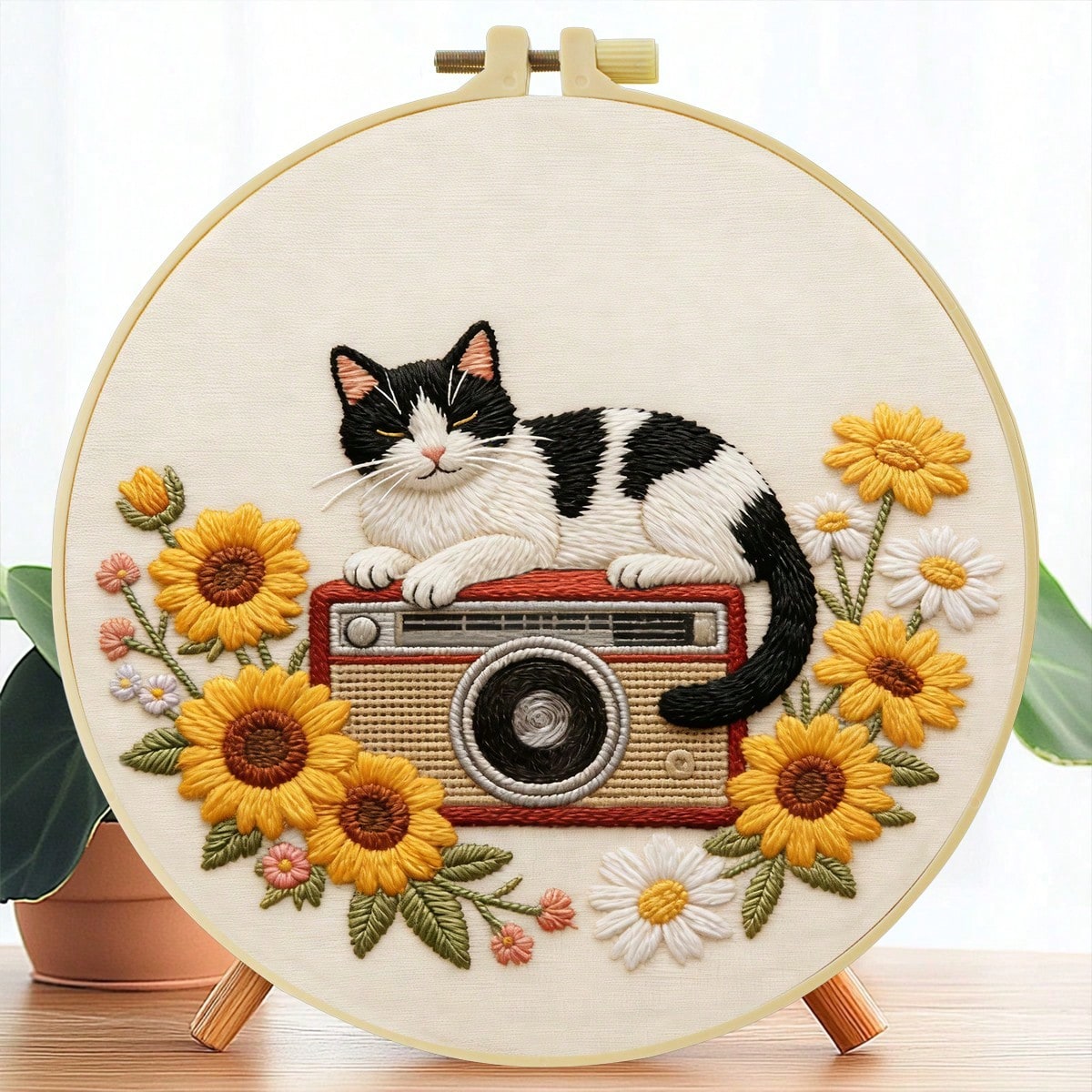 1PC 20*20cm/7.9*7.9in,Cute Black-And-White Kitten Embroidery Kit, DIY Handmade Embroidery Set For Adult Beginners, Home Gift, Women's Sewing Gift, Including User Manual, Printed Pattern Fabric, Embroi