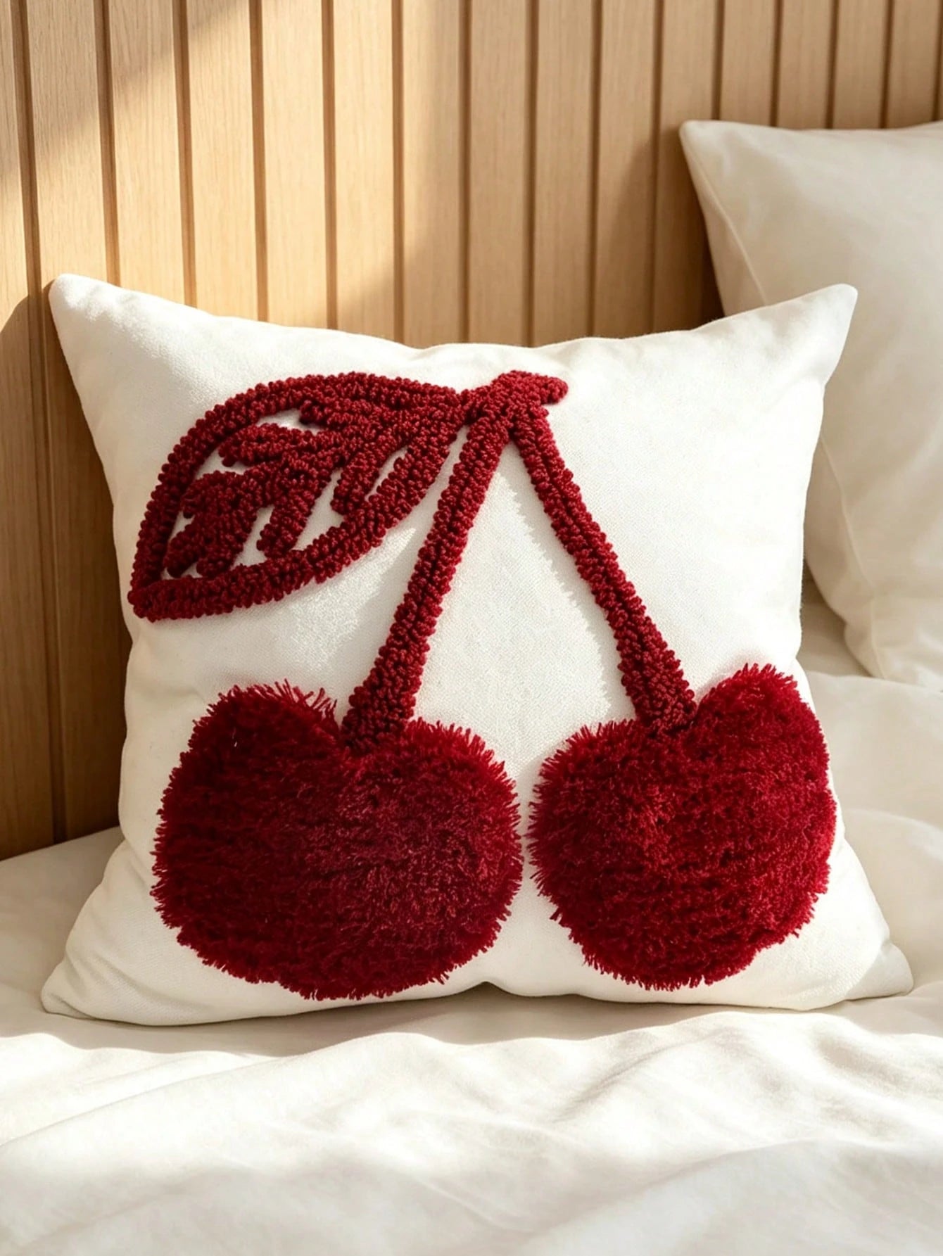 1pc American Vintage Burgundy Cherry Pillow Case, Fruit Pattern Creative Decorative Cushion Cover, Suitable For Living Room Sofa, Bedroom Bed, 17.7*17.7 Inches (45*45 Cm), Pillow Insert Not Included