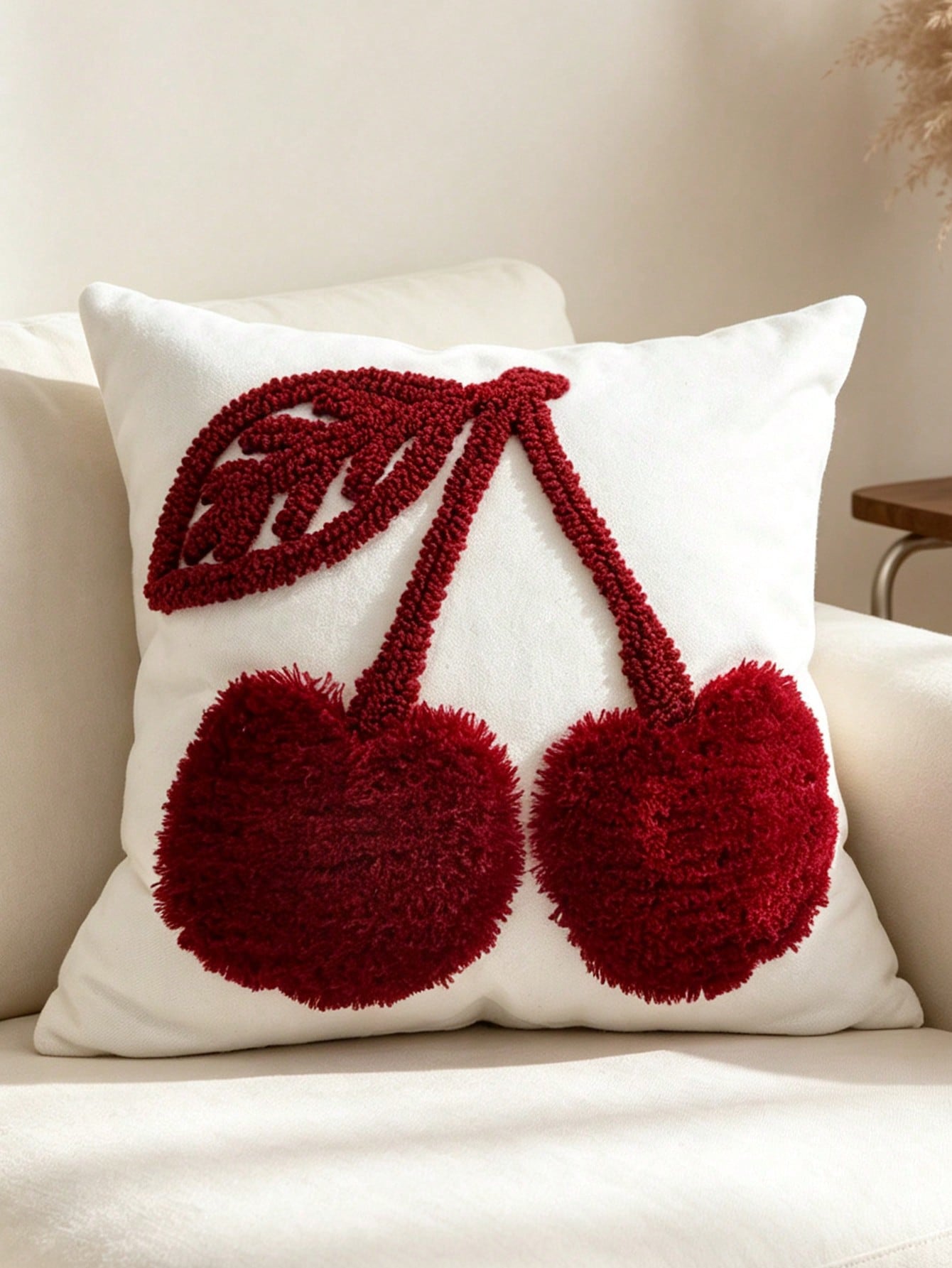 1pc American Vintage Burgundy Cherry Pillow Case, Fruit Pattern Creative Decorative Cushion Cover, Suitable For Living Room Sofa, Bedroom Bed, 17.7*17.7 Inches (45*45 Cm), Pillow Insert Not Included