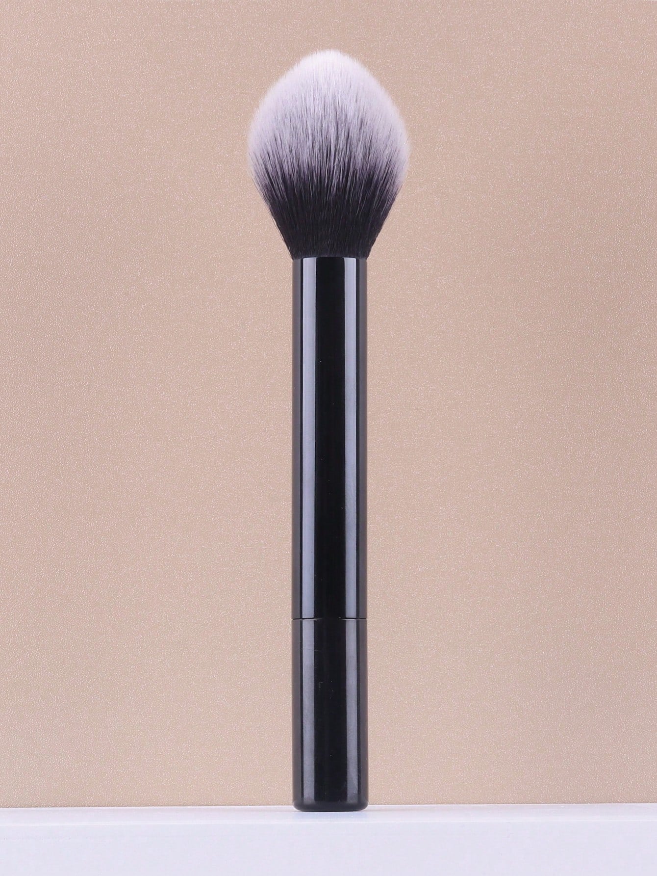 1pc Blush Brush For Applying Blush, Powder To Cheeks For A More Defined, Refined Makeup Look,Foundation Brush,Concealer Brush,Blush Brush,Contour Brush,Blush Brush,Bronzer Brush,Powder Brush,Foundatio