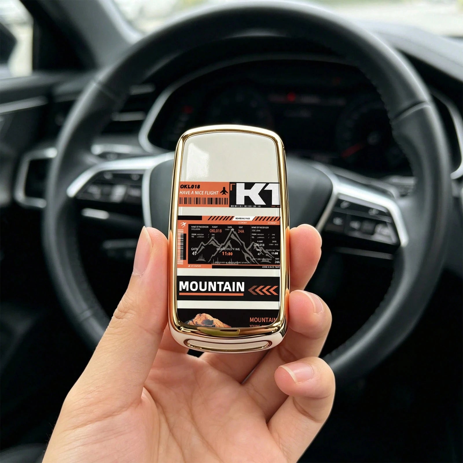 1pc Car Key Case-Luxury Print,Suitable For Jetta Mk6, Polo Mk5, Golf Mk6, Tiguan Mk1, Passat B7, Passat NMS, Caddy Mk3, Beetle, Amarok, Touran Mk1. Advanced Soft-Touch, Does Not Block Signal, Unisex.