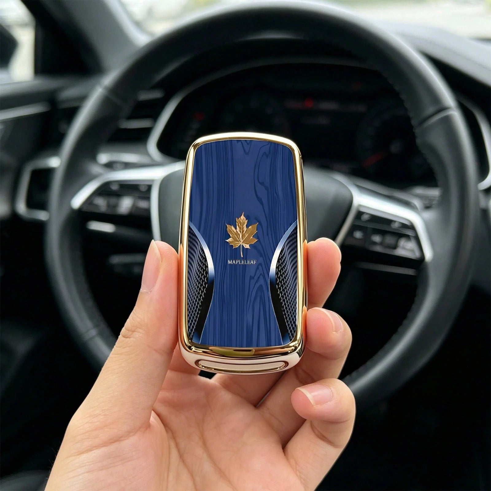 1pc Car Key Case-Luxury Print,Suitable For Jetta Mk6, Polo Mk5, Golf Mk6, Tiguan Mk1, Passat B7, Passat NMS, Caddy Mk3, Beetle, Amarok, Touran Mk1. Advanced Soft-Touch, Does Not Block Signal, Unisex.