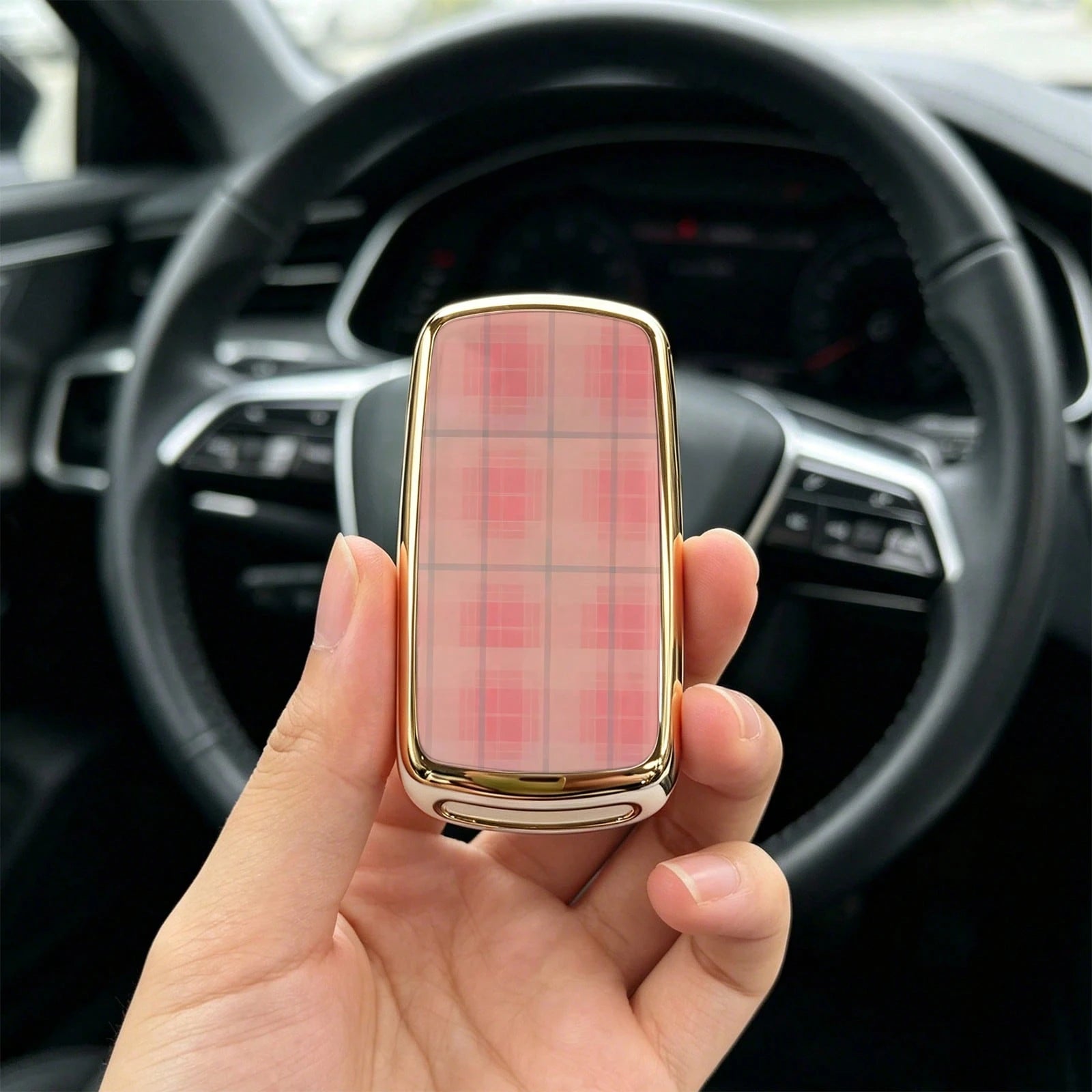 1pc Car Key Case-Vogue Print,Suitable For Jetta Mk6, Polo Mk5, Golf Mk6, Tiguan Mk1, Passat B7, Passat NMS, Caddy Mk3, Beetle, Amarok, Touran Mk1. Advanced Soft-Touch, Does Not Block Signal, Unisex.