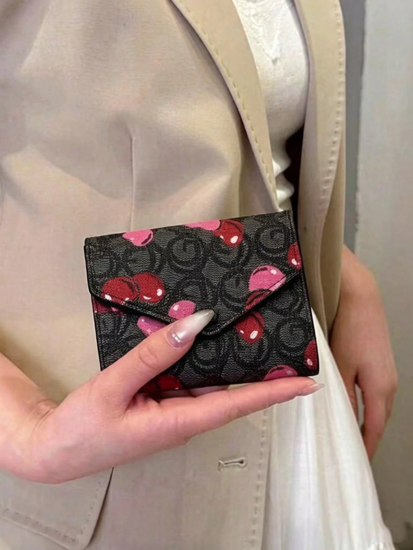 1pc Cherry Print Women's Trifold Short Wallet, Fashionable Mini Clutch Purse, Large Capacity Multi-Card Slots Credit Card Holder Coin Pouch, Suitable For Daily Use, Back To School Gift, Birthday Gift