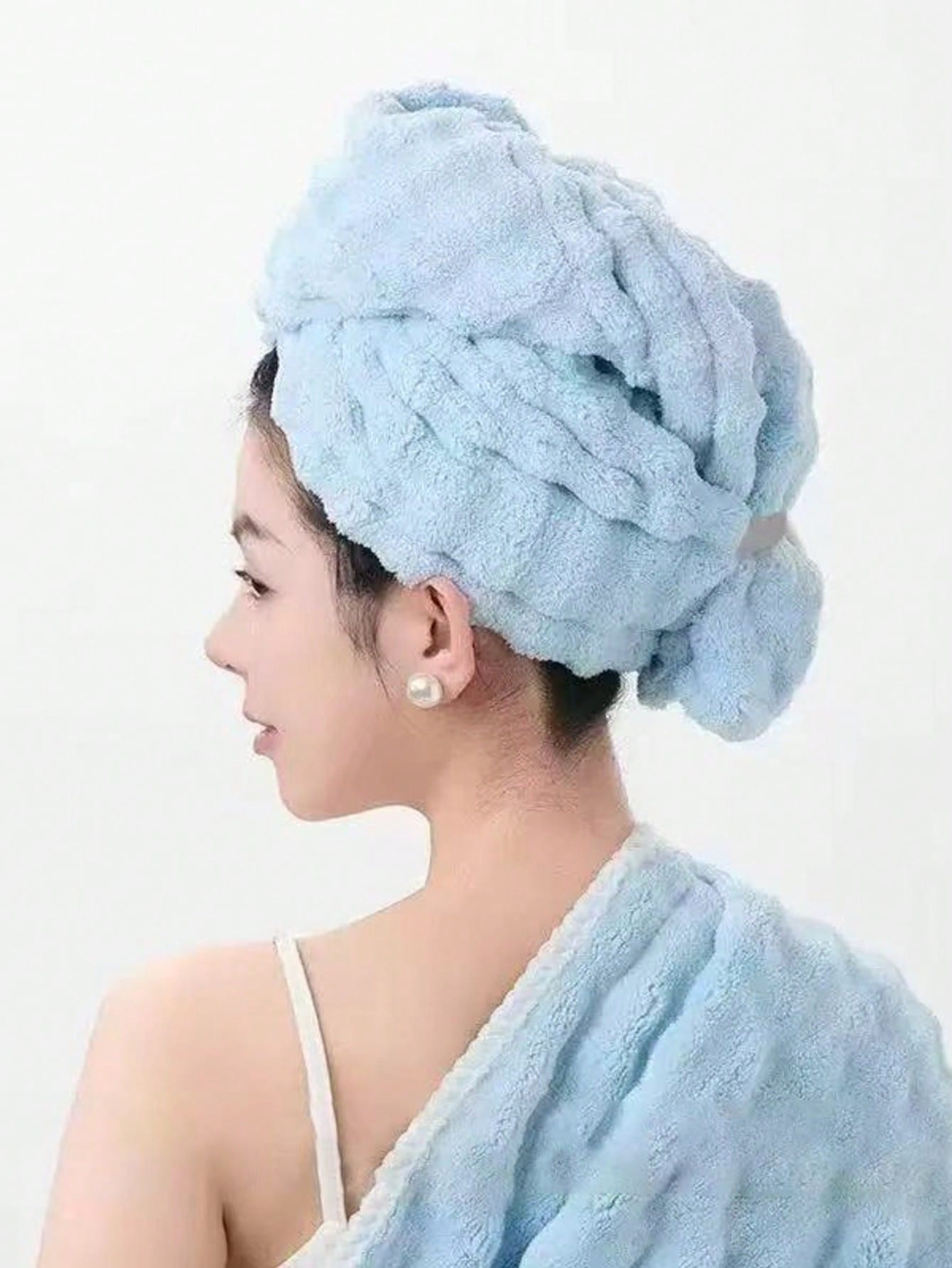1pc Coral Fleece Extra Large Thick Super Absorbent Hair Drying Towel, Solid Color Minimalist Design, Suitable For Short & Long Hair, Home Bath Towel, Applicable For Hair Salons, Hotels, Sports Venues