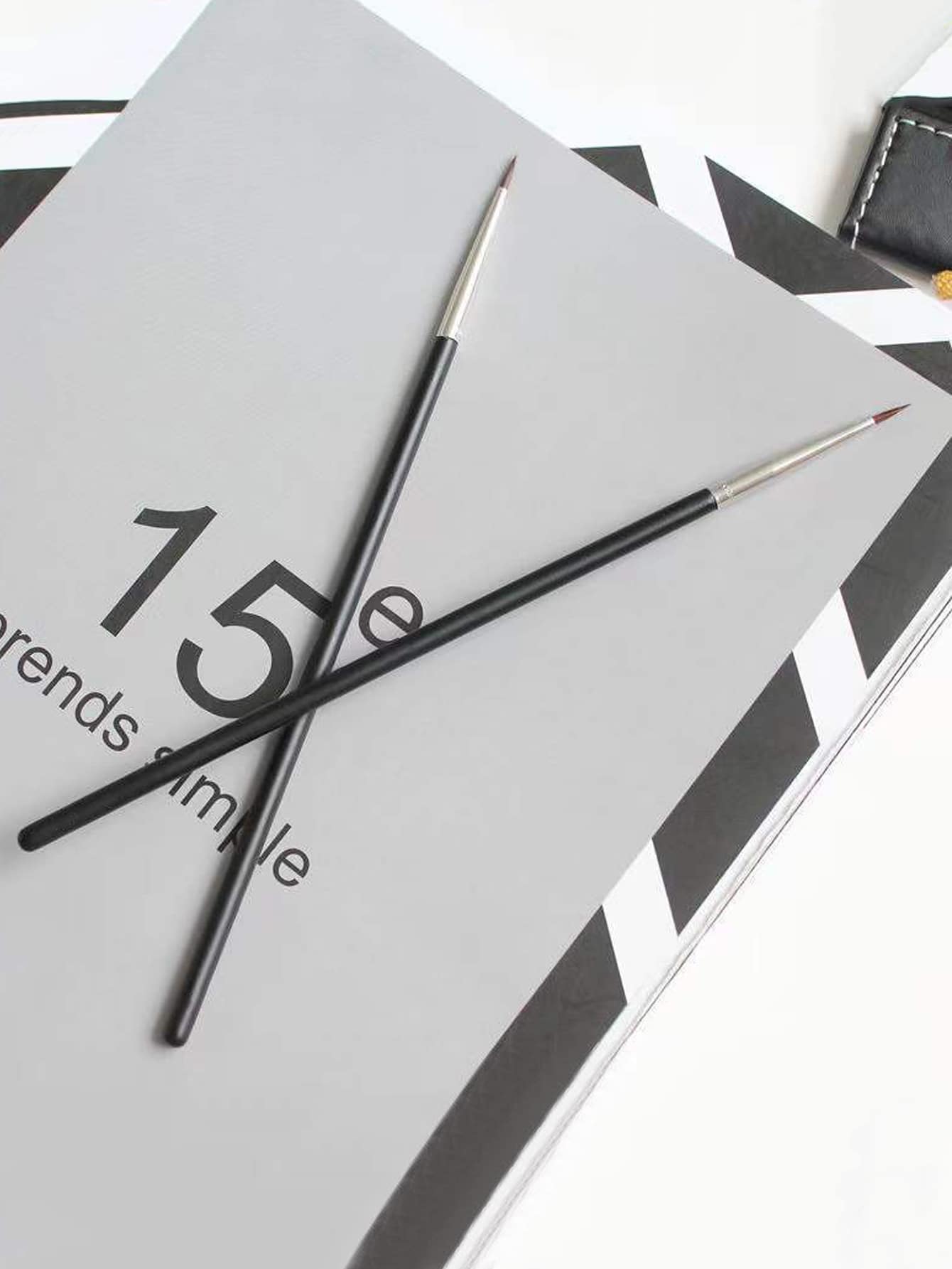 1pc Fine Eye Liner Brush & Eyebrow Makeup Brush, Eyebrow Brush, Eyeshadow Brush, Brush,Giveaways