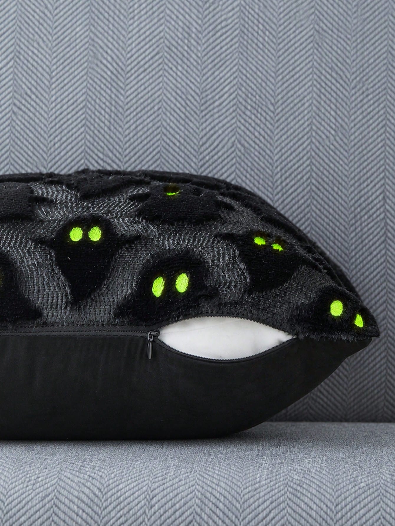 1pc Halloween Black Ghost Throw Pillow Cover, Soft Plush Faux Fur Wool Sofa Cushion Case, Suitable For Chair, Sofa, Bedroom, Living Room Home Decor