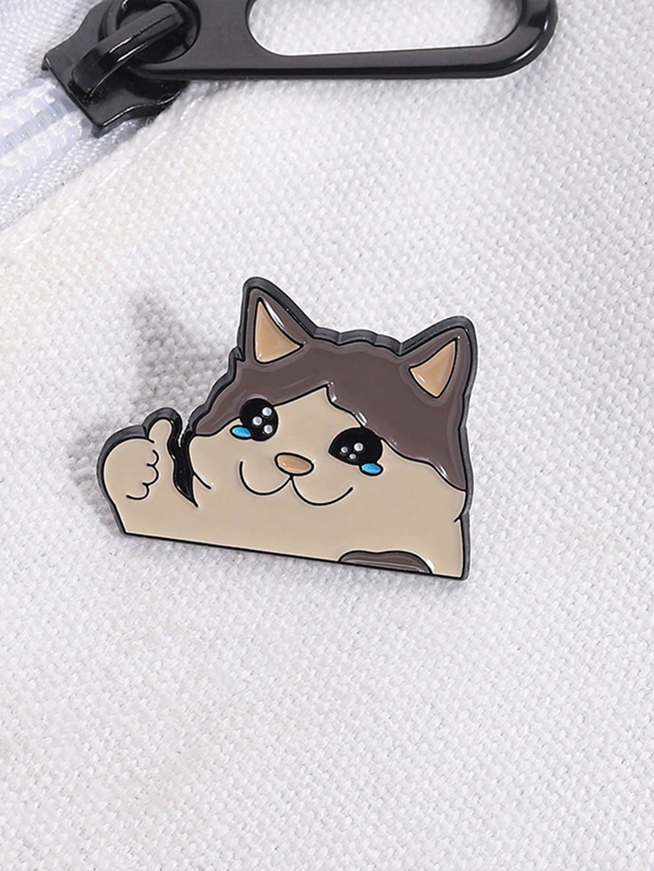 1PC Happy Crying Thumbs-Up Cat Enamel Pin, Cute Animal Badges