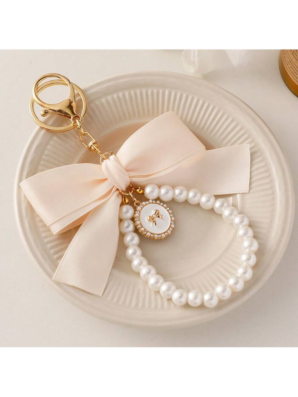 1pc Large Bow Pearl Keychain Pendant Creative Colorful Ribbon Fabric Knot Accessories Headphone Case Accessories The Best Gift For Girlfriends A Gift For Mothers A Teacher's Day Gift A Birthday Gift A