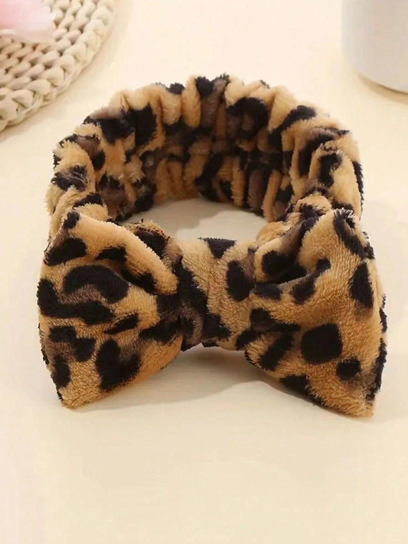 1pc Leopard Print Headband, Makeup Headband, Christmas Hair Accessory, Women's Facial Wash Headband, SPA Gift, Party, Daily Wear, Lightweight & Practical, Women's Headband, Home Beauty Women's Accesso