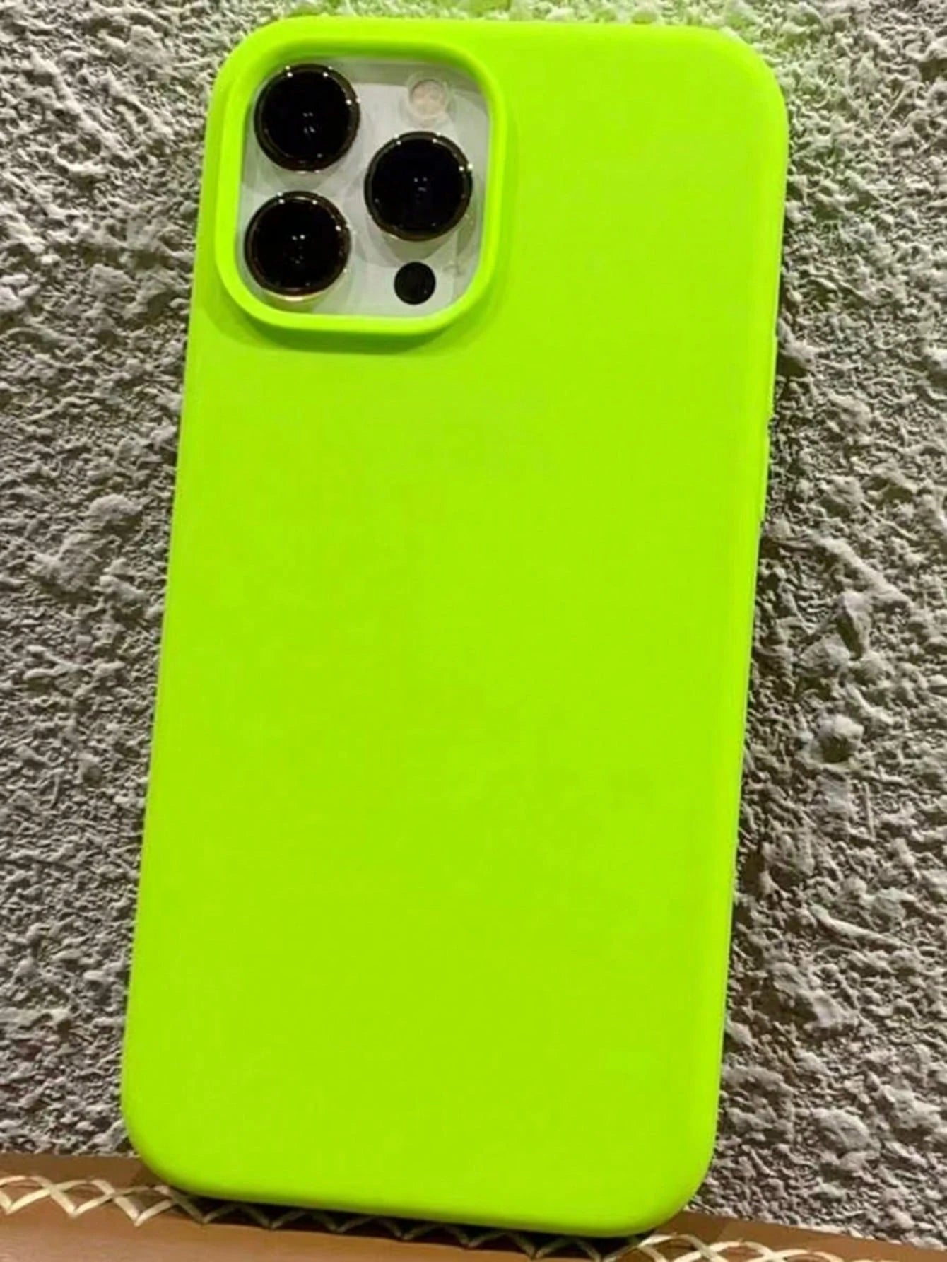 1pc Luxury Fluorescent Liquid Silicone Phone Case, Compatible With IPhone 17 Air 16 15 14 13 12 11 Pro Max Plus| Liquid Silicone| Ultra-Thin Shockproof Protective Case| Phone