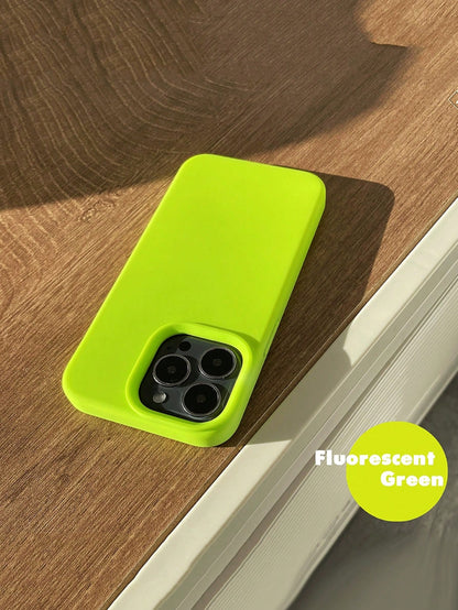 1pc Luxury Fluorescent Liquid Silicone Phone Case, Compatible With IPhone 17 Air 16 15 14 13 12 11 Pro Max Plus| Liquid Silicone| Ultra-Thin Shockproof Protective Case| Phone