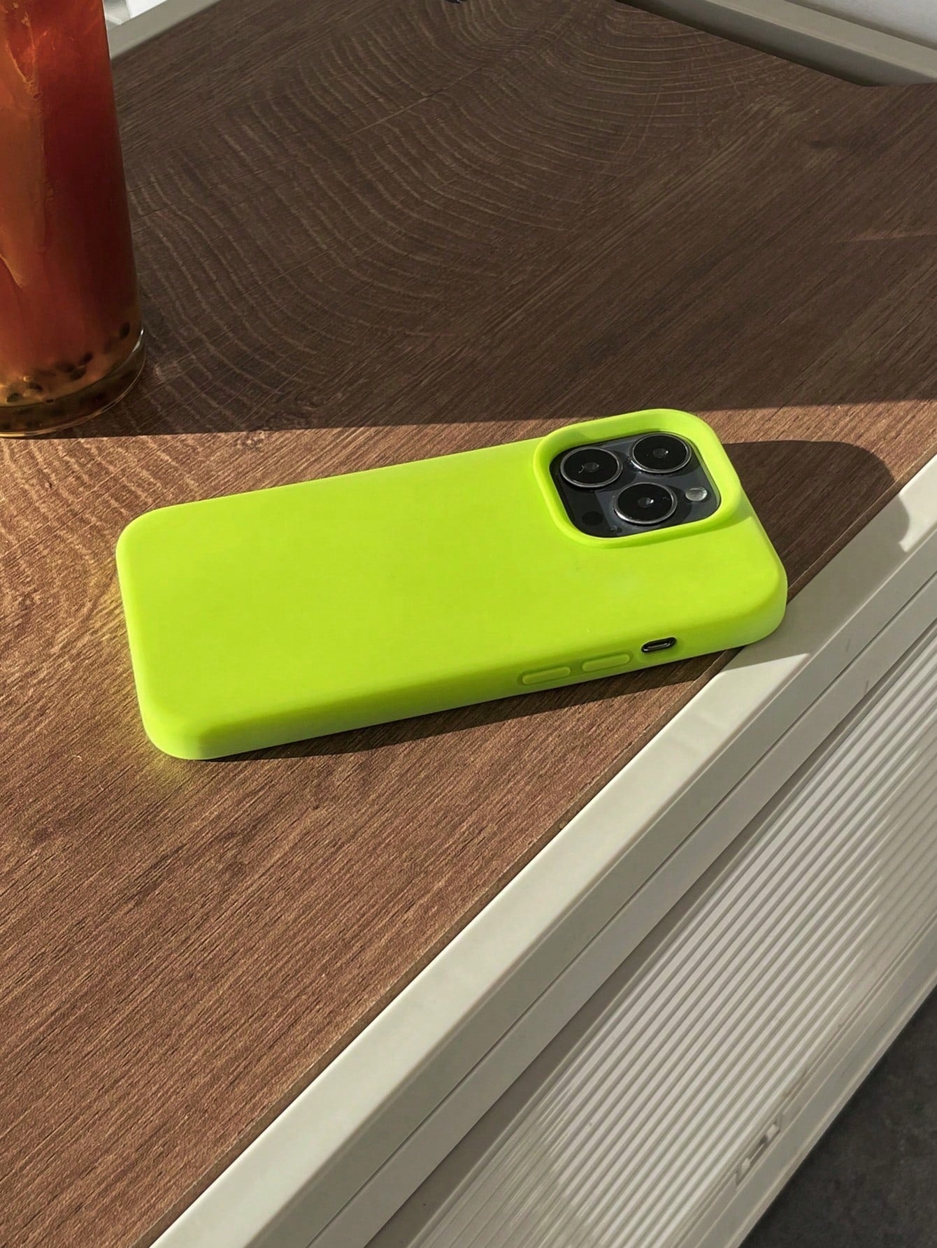 1pc Luxury Fluorescent Liquid Silicone Phone Case, Compatible With IPhone 17 Air 16 15 14 13 12 11 Pro Max Plus| Liquid Silicone| Ultra-Thin Shockproof Protective Case| Phone