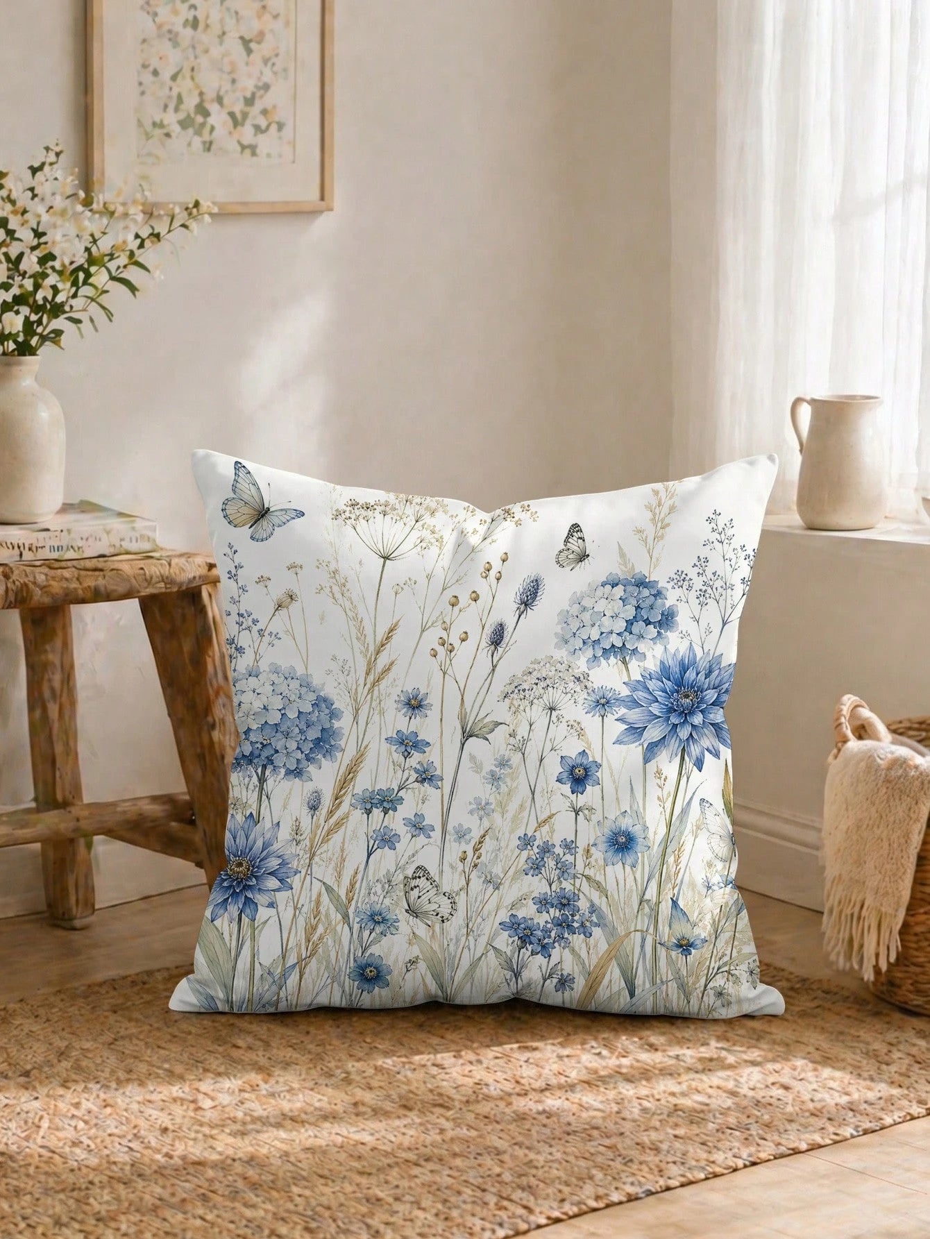 1pc Minimalist Daily Blue Plant Butterfly Hydrangea Cushion Cover, Single-Sided Printed Peach Skin Velvet Polyester Material, 45*45CM/18*18inch Pillowcase Suitable For Room Decoration, Modern Minimali