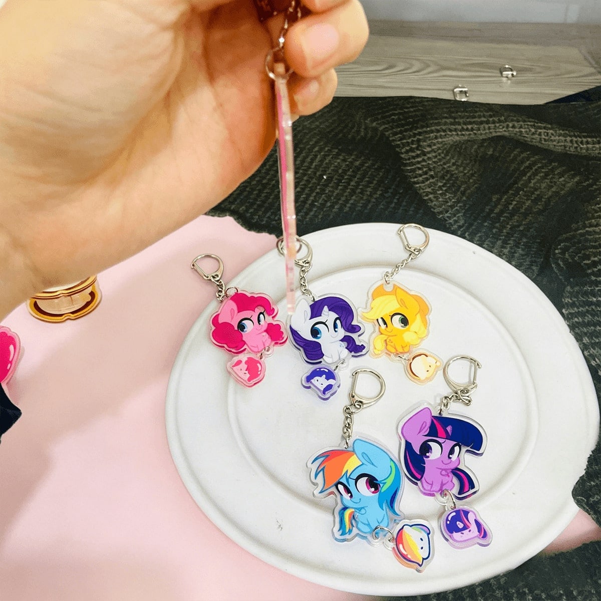 1pc My Little Pony Acrylic Keychain, Cute Pinkie Pie Fluttershy Twilight Rarity Dash Bag Charm, Cartoon Pendant, Xmas Halloween Gift For Girls Fans