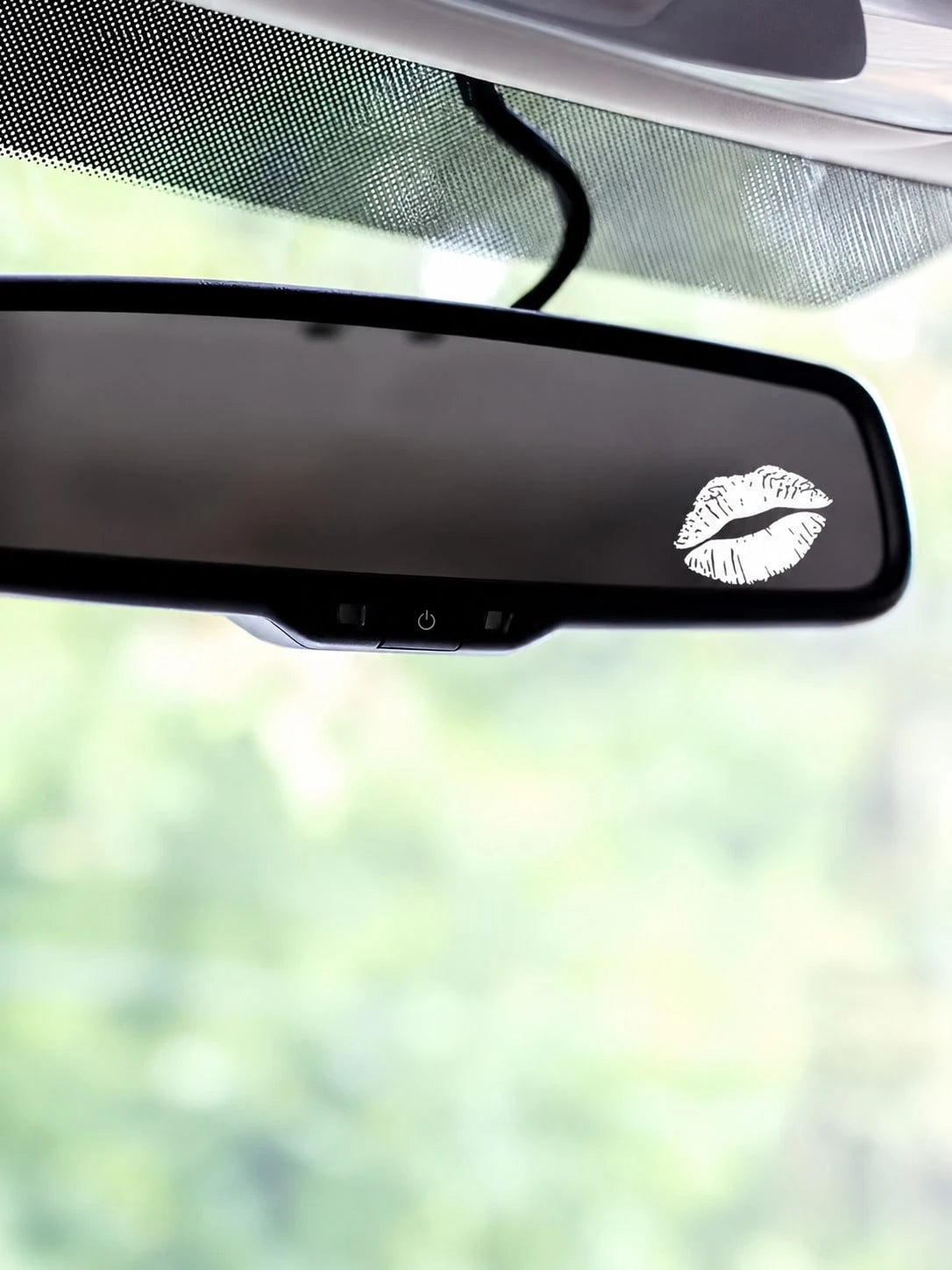 1pc Red Lips Design, Fantasy Cartoon Theme, Self-Adhesive Rearview Mirror Sticker, Glossy Surface, Irregular Shape, Suitable For Car, Motorcycle, Laptop, And Glass Surface Decoration