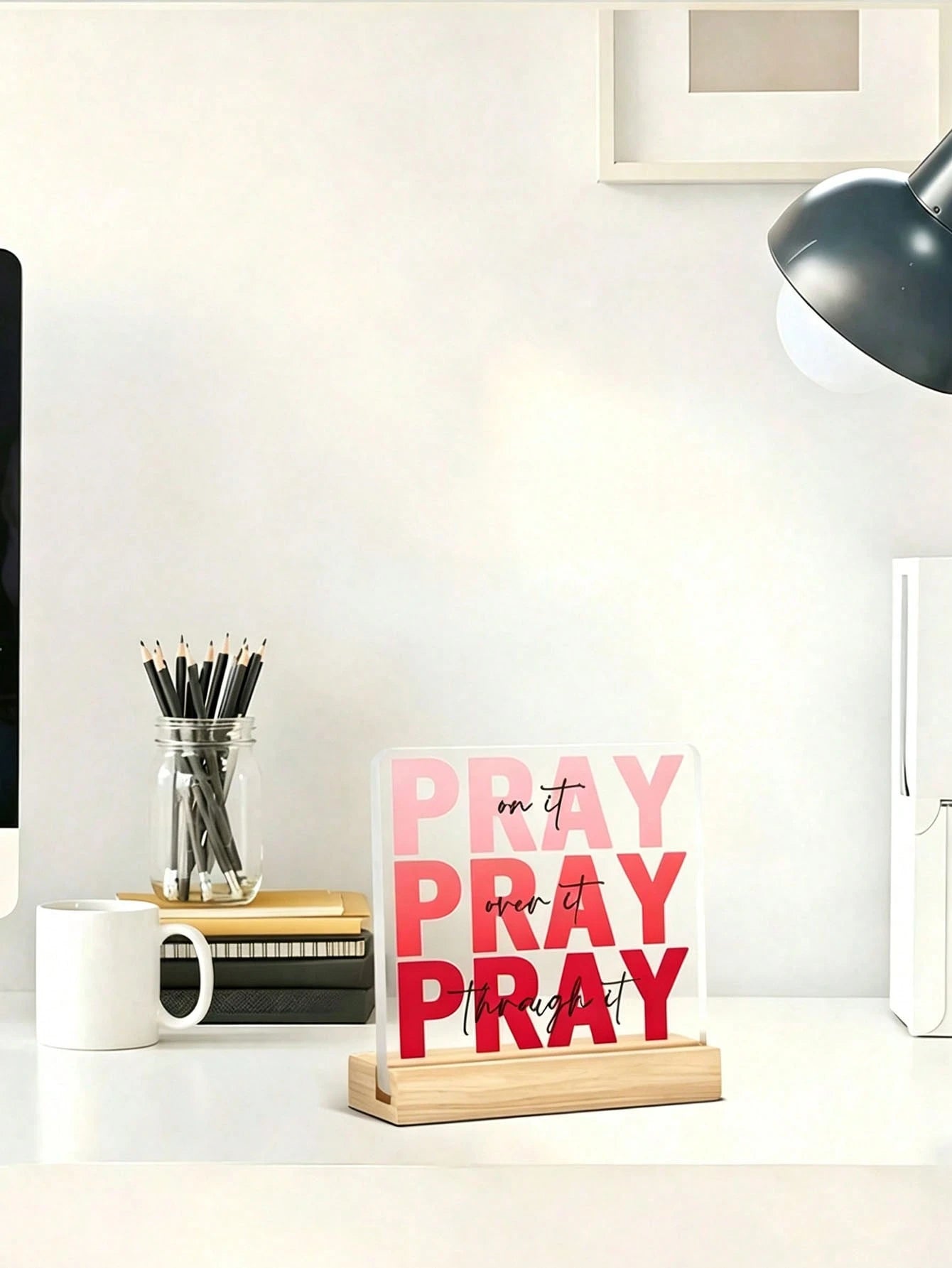 1pc Red"Prayer"Acrylic Desktop Decor-With Wooden Base-Transparent Standalone Slogan Plaque,Christian Desktop Decoration With Bible,Religious Gift,Very Suitable Forroom Decor,Bedroom Decor,Home Decor,T