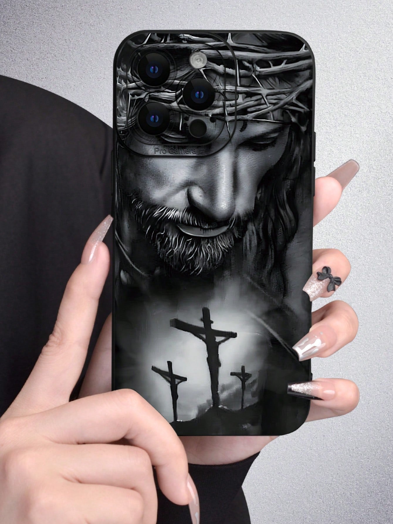1pc Religious Mythological Figure Elements Fashion Phone Case Black White Graphic 2D Pattern Popular Creative Stylish Believer Style For Gifting To Friends Family Couples Yourself Black Matte Soft Pro