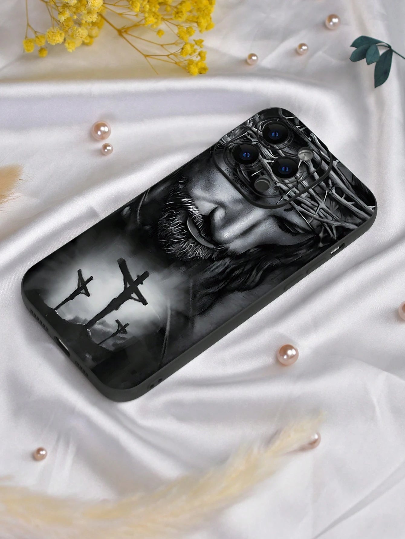 1pc Religious Mythological Figure Elements Fashion Phone Case Black White Graphic 2D Pattern Popular Creative Stylish Believer Style For Gifting To Friends Family Couples Yourself Black Matte Soft Pro