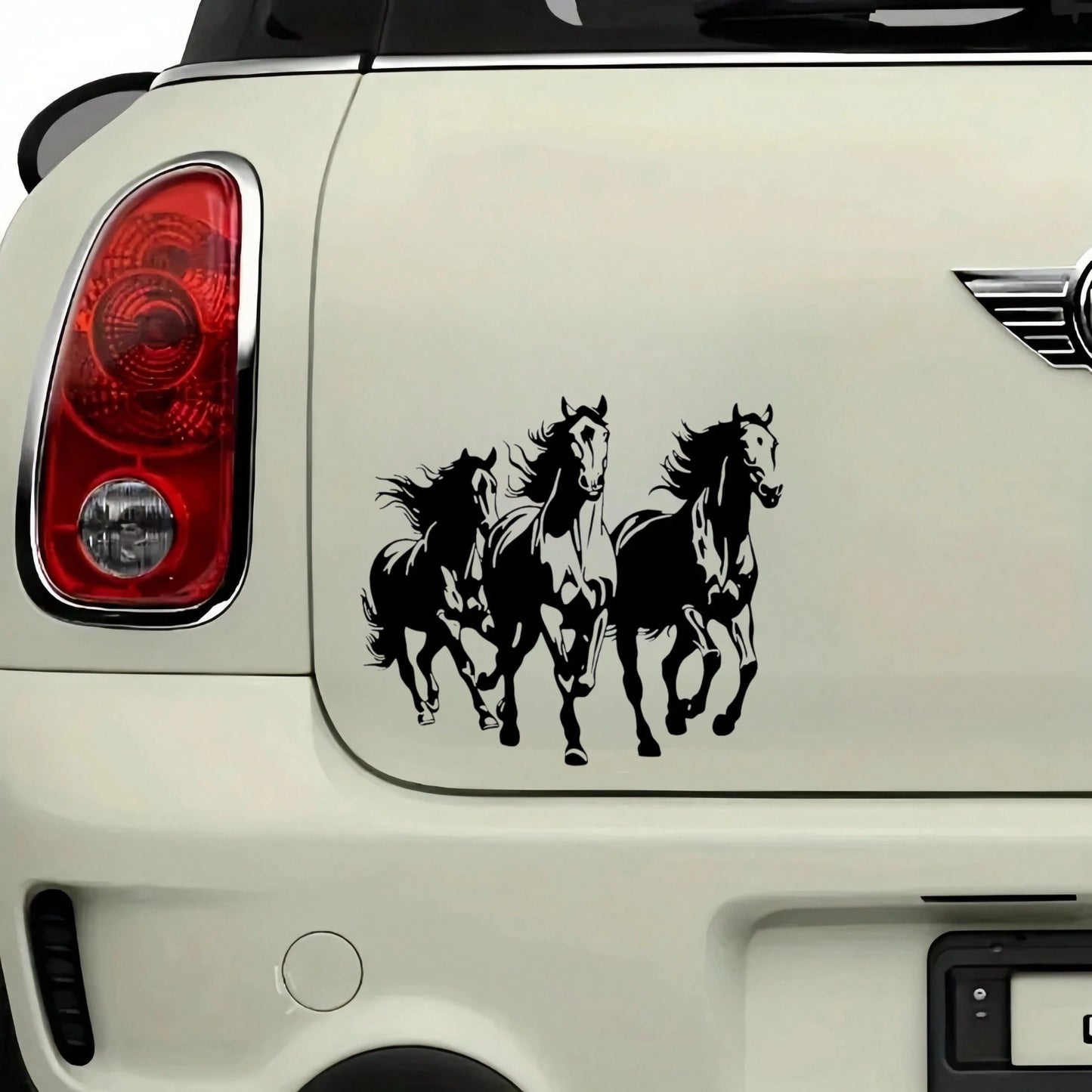 1pc Running Black And White Horse Vinyl Decal Sticker, Premium Waterproof Sticker For Car, Motorcycle, Truck, Laptop, Adds Irresistible Charm! Smooth Sticker For Bumper, Toilet, Wall