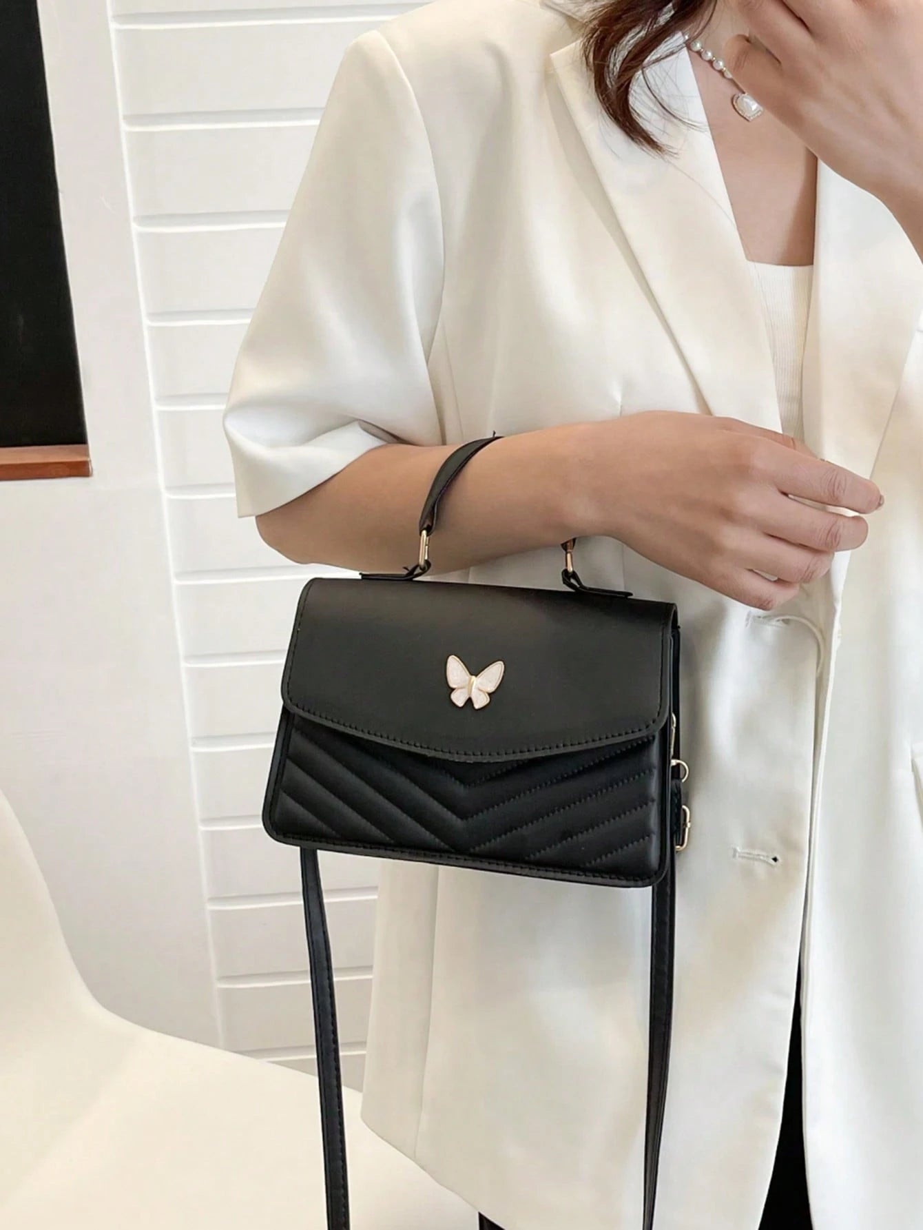 1pc Solid Color PU Quilted Bow Decor Metal Clasp Handbag, Suitable For Women's Daily Commute, Outing, Shopping, Dating, Girlfriend's Holiday/Birthday/Valentine's Day Gift, Fashionable Party Item