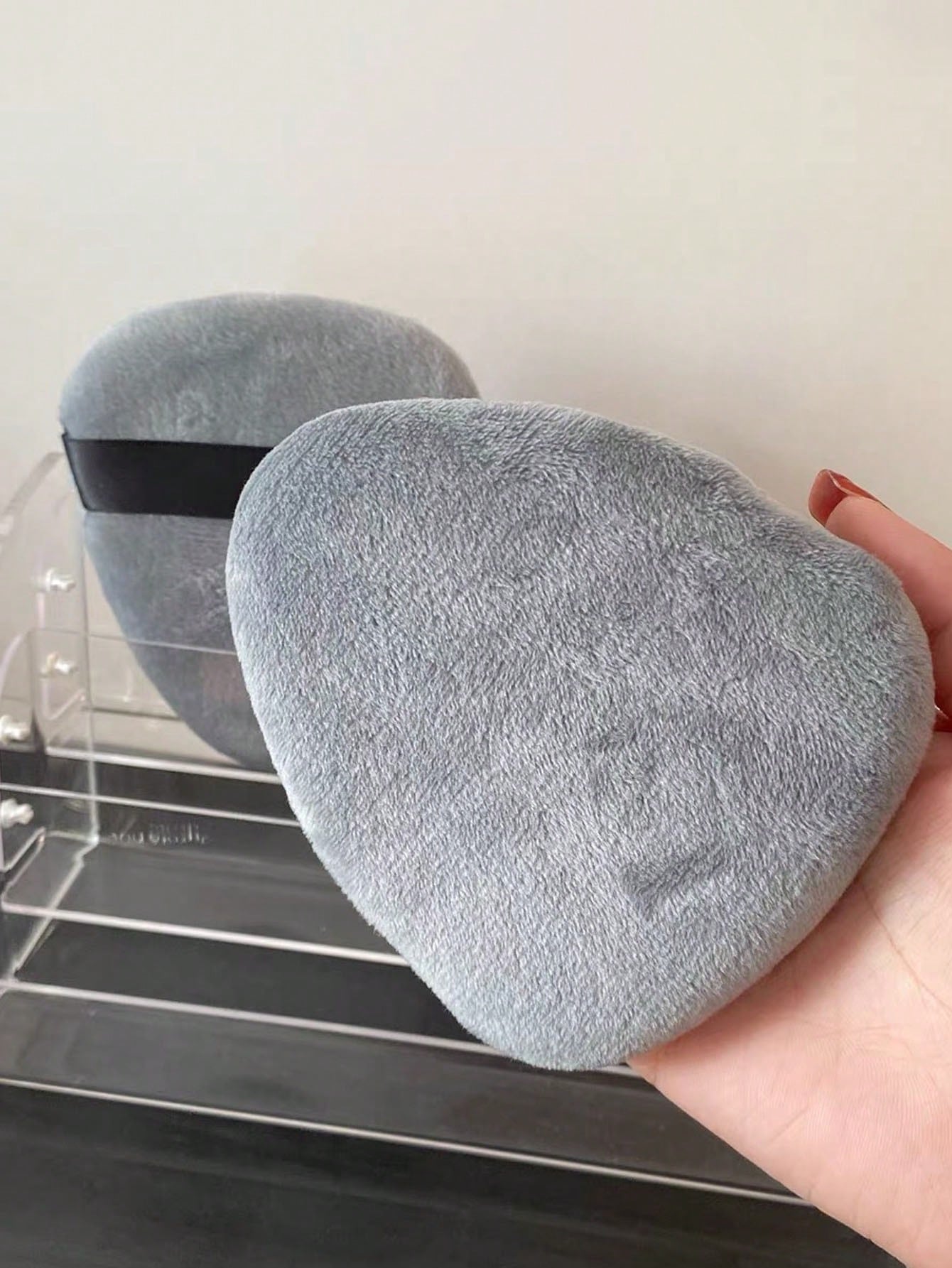 1pc Teardrop Shaped Makeup Sponge Puff For Setting Powder, Soft Flocked, Triangle Pointed Head Beauty Tool,Makeup,Cheap,Room Decor,Vanity,Travel,Bedroom,Makeup Accessories,Puff,Makeup Blender,Powder P