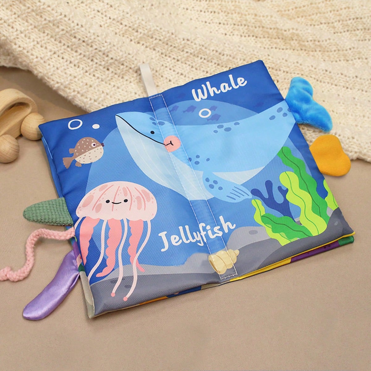 1pc Tearing Tail Book For Babies, 3D Washable Multi-Theme Early Education Cloth Book Toy With Crinkle Paper And BIBI Sound, Suitable For Baby Listening & Viewing Early Education Activities, Parent-Chi