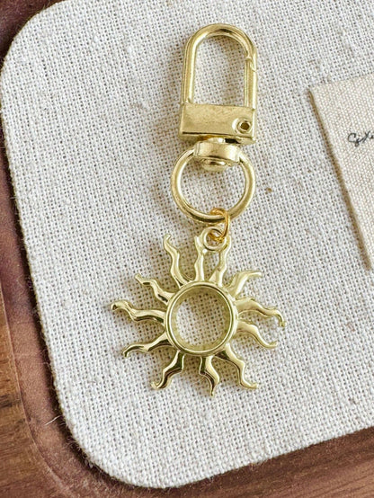 1pc Unisex Minimalist Sun Keychain Indie Style Student/Couple Gift Backpack Accessory Car Accessories For Women Keychain For Bag