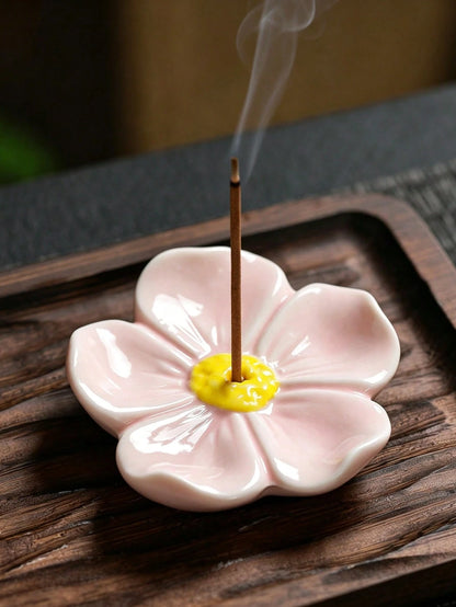 2/1pc Ceramic Incense Burner, Floral Pattern, Sandalwood Base, Lotus Aromatherapy Base, Lotus Shape, Suitable For Thanksgiving, Wedding, Halloween, Party, Hotel, Mother's Day, Restaurant, Living Room