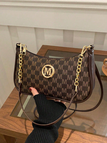2026 New Fashion Classic PU Waterproof M Letter Print Design Metal Chain Decor Shoulder Crossbody Bag. Suitable For Shopping, Daily Carry