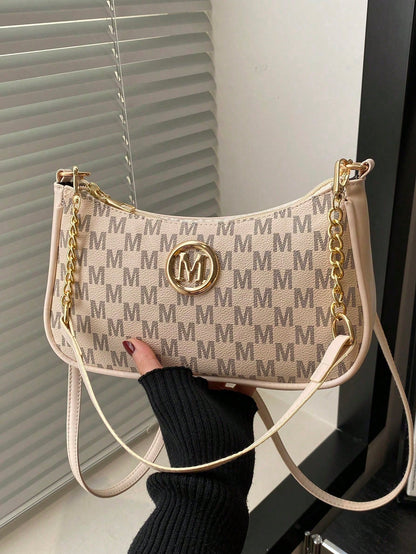 2026 New Fashion Classic PU Waterproof M Letter Print Design Metal Chain Decor Shoulder Crossbody Bag. Suitable For Shopping, Daily Carry