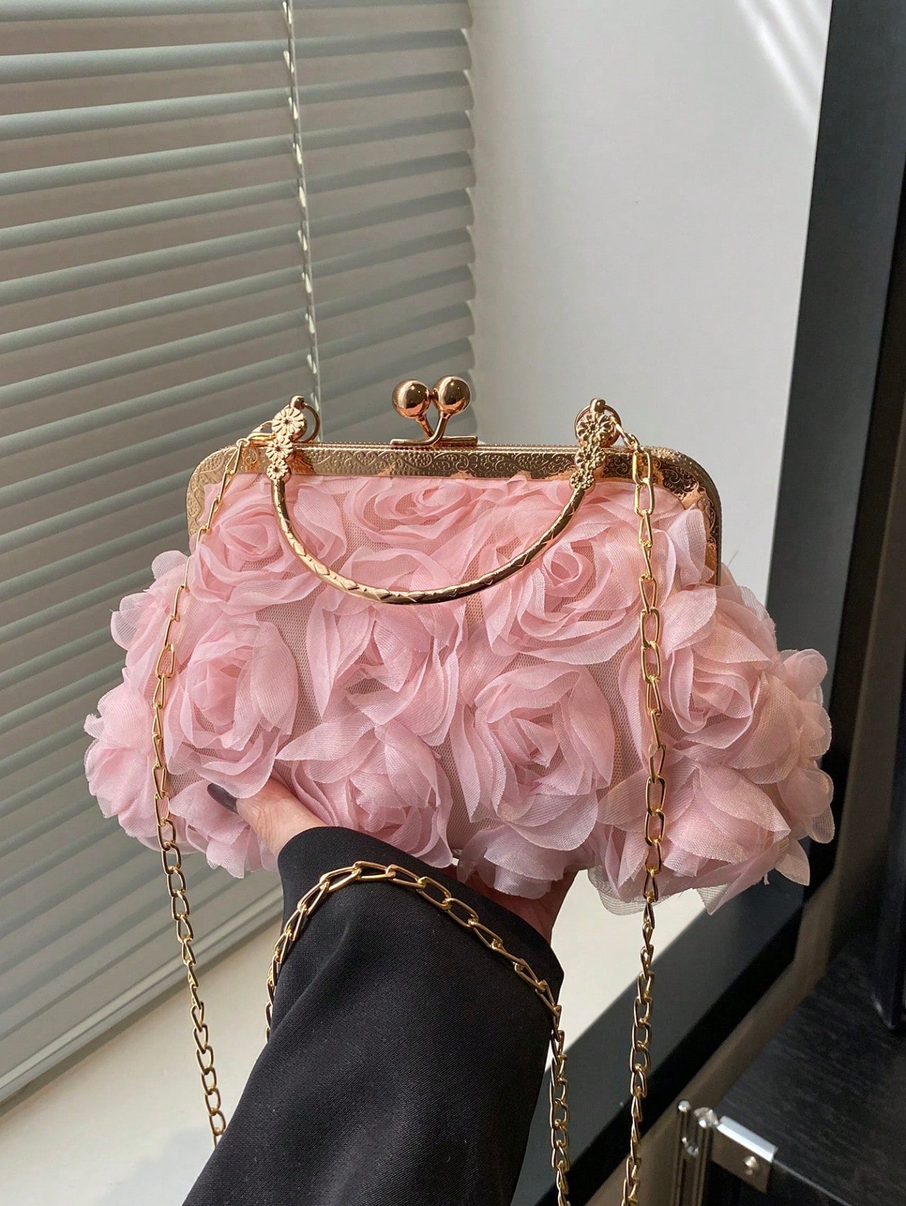 2026 New Floral Chain Clutch Bag, Fashion Women Party Purse,Handbag,Shoulder Bag, Cross-Body Bag, Solid Color [Floral Pattern Randomly Placed]