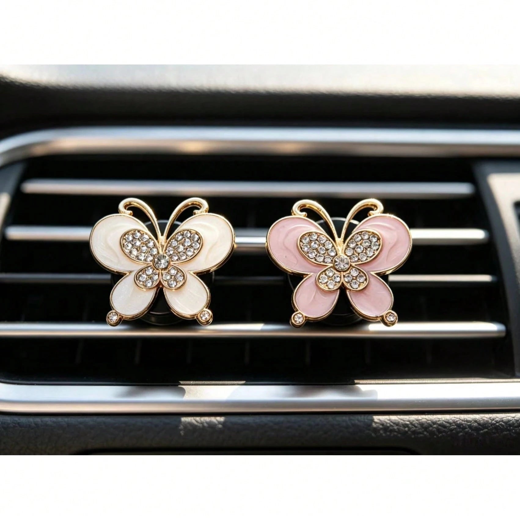 2pcs Alloy Rhinestone Butterfly Car Air Vent Clip Daisy Flower Car Aromatherapy Clip Creative Car Decor For Women