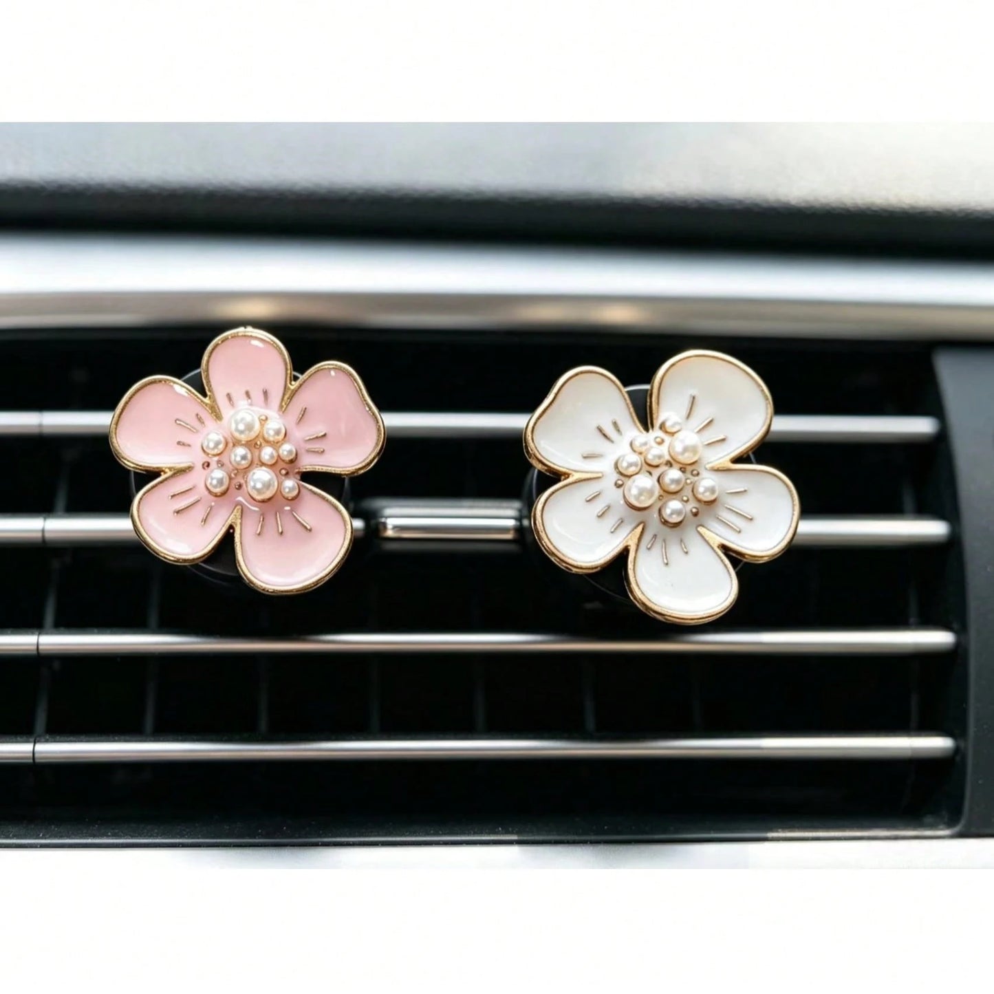 2pcs Alloy Rhinestone Butterfly Car Air Vent Clip Daisy Flower Car Aromatherapy Clip Creative Car Decor For Women
