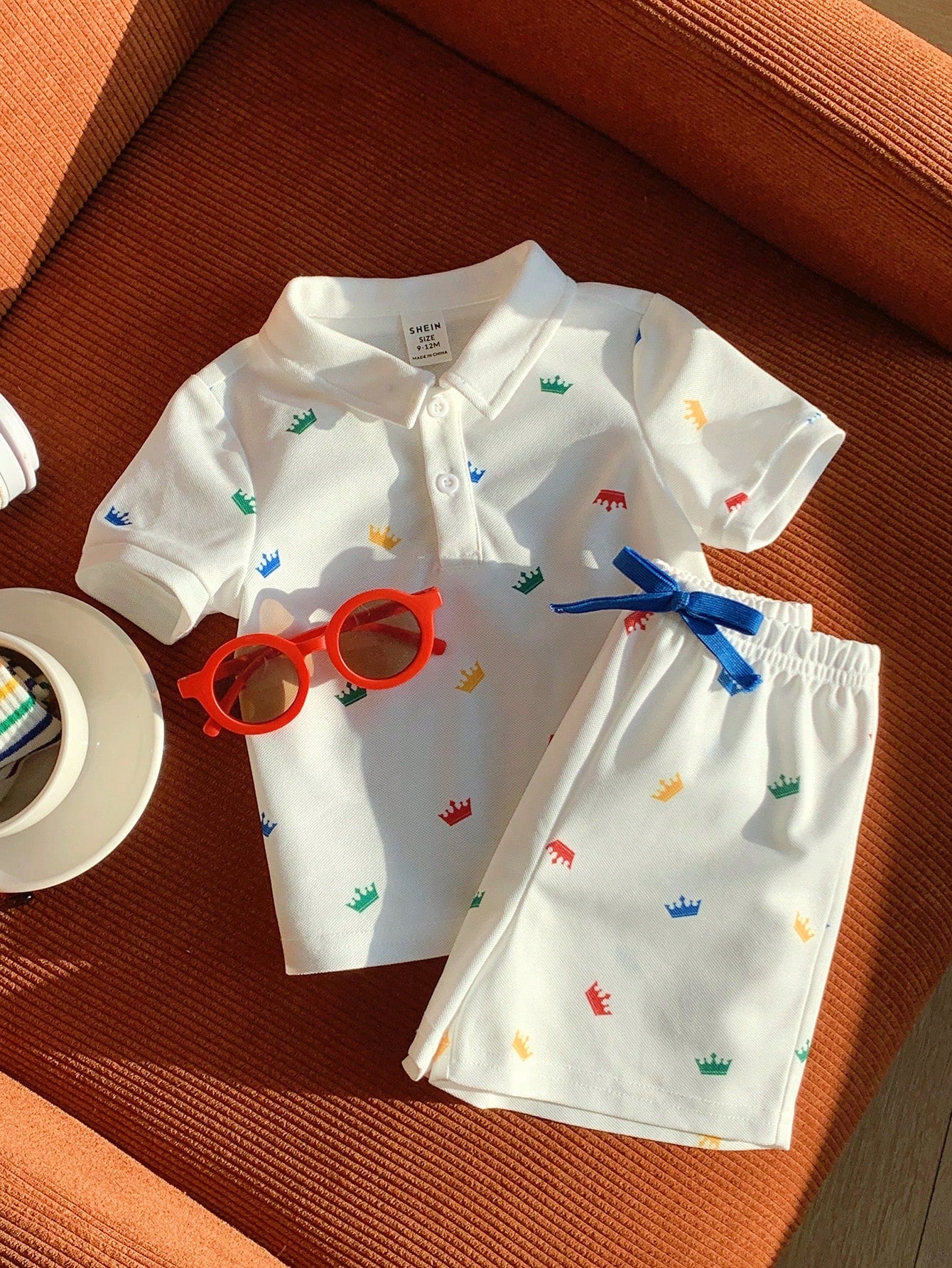 2pcs Baby Boy White Summer Cute Family Matching Party Outfit,Crown Print Polo Shirt And Elastic Waist Shorts Set For Birthday,Wedding,Baptism,1st Gift
