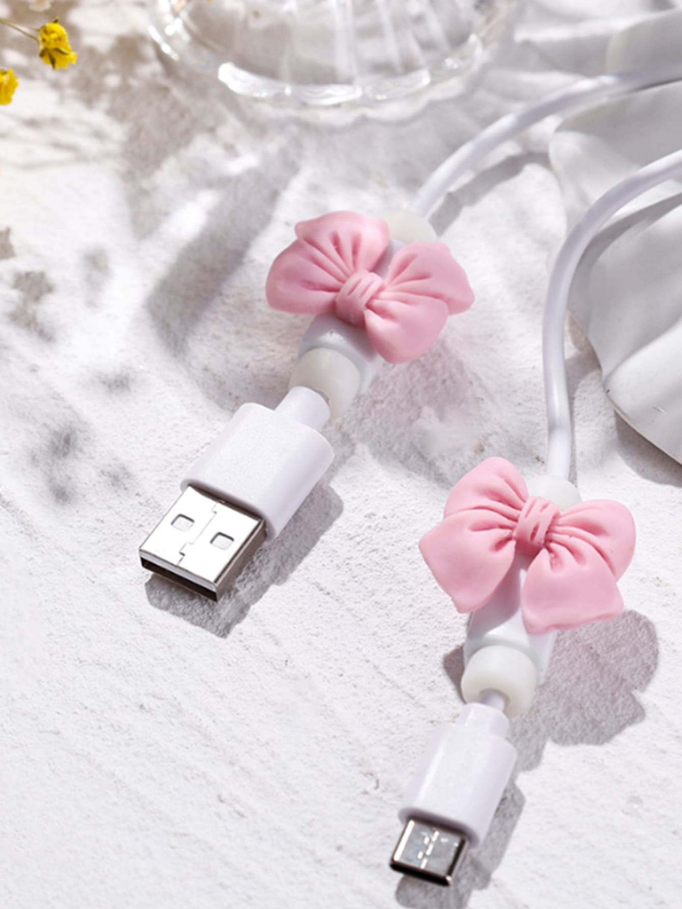 2pcs Cartoon Bowknot Shaped Data Cable Protective Cover Cable Protector, Charger Protector