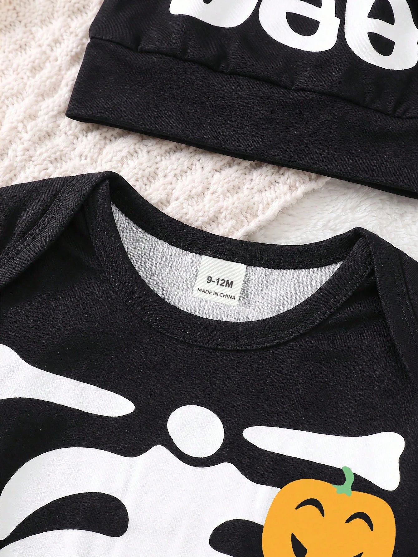 2pcs/Set Toddler Baby Boy Halloween White Skeleton Funny Print Chest Embellishment Playful Smiling Pumpkin Envelope Collar Long Sleeve Romper With Pumpkin Orange Hat, Boy Long Sleeve Romper, Rom