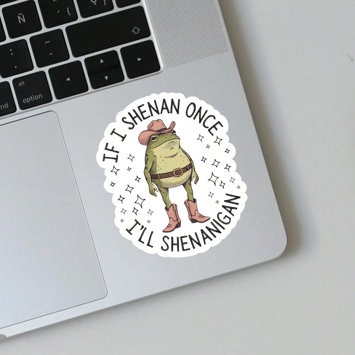 3 Inch 1pc "If I Cause Trouble Once, I'll Cause Trouble" Funny Cowboy Frog Sticker Or Magnet, Suitable For Students, Office Workers, Retail Workers, Teachers, Commuters, Creative People, Notebook Arti