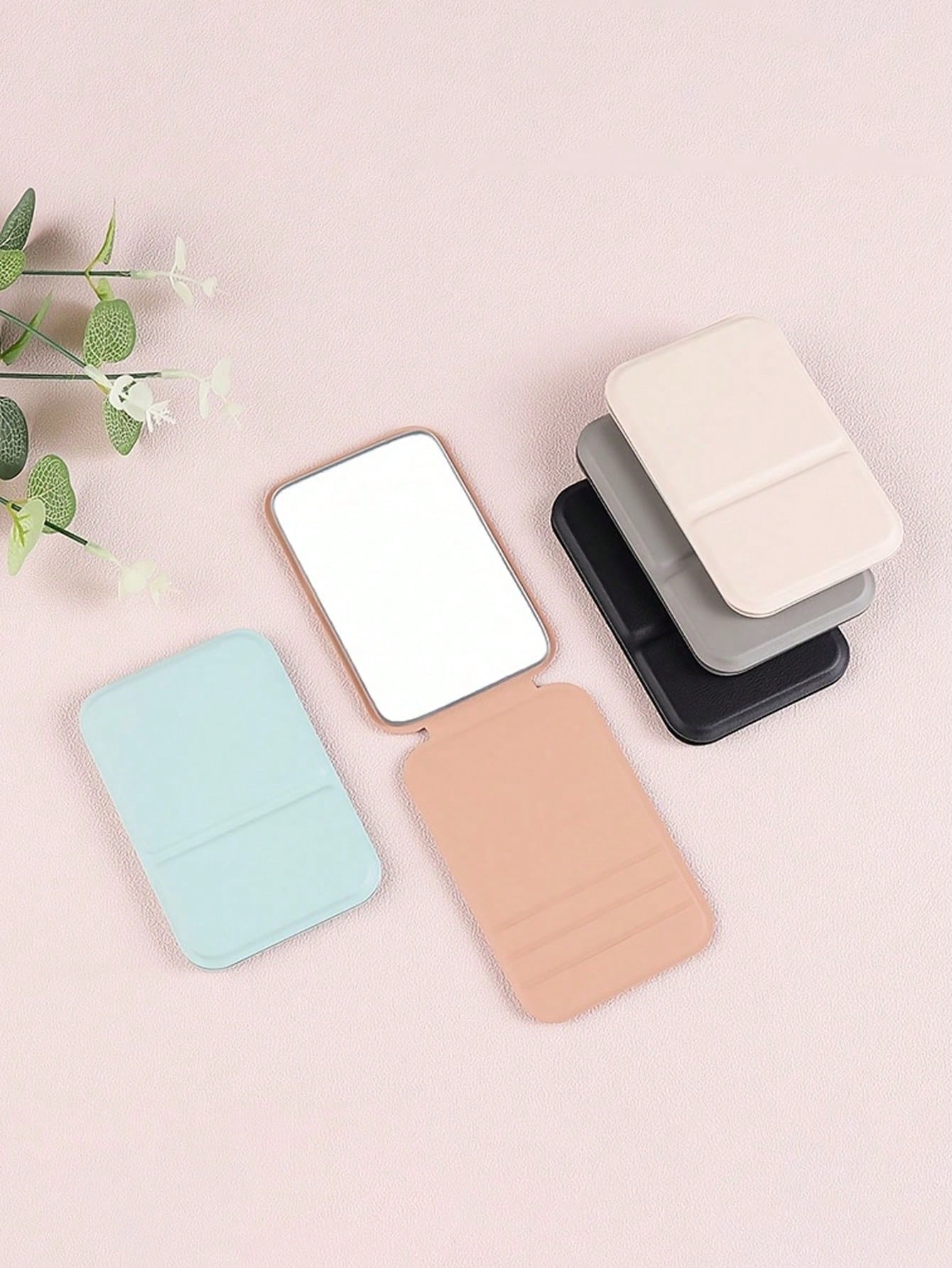 3pcs Portable Foldable Makeup Mirror, PU Leather Compact Mirror, Suitable As Gift, Travel Essential, Cosmetic Necessity, Easy To Store, Ideal For Birthday, Graduation, Halloween, Christmas Gifts (3/2