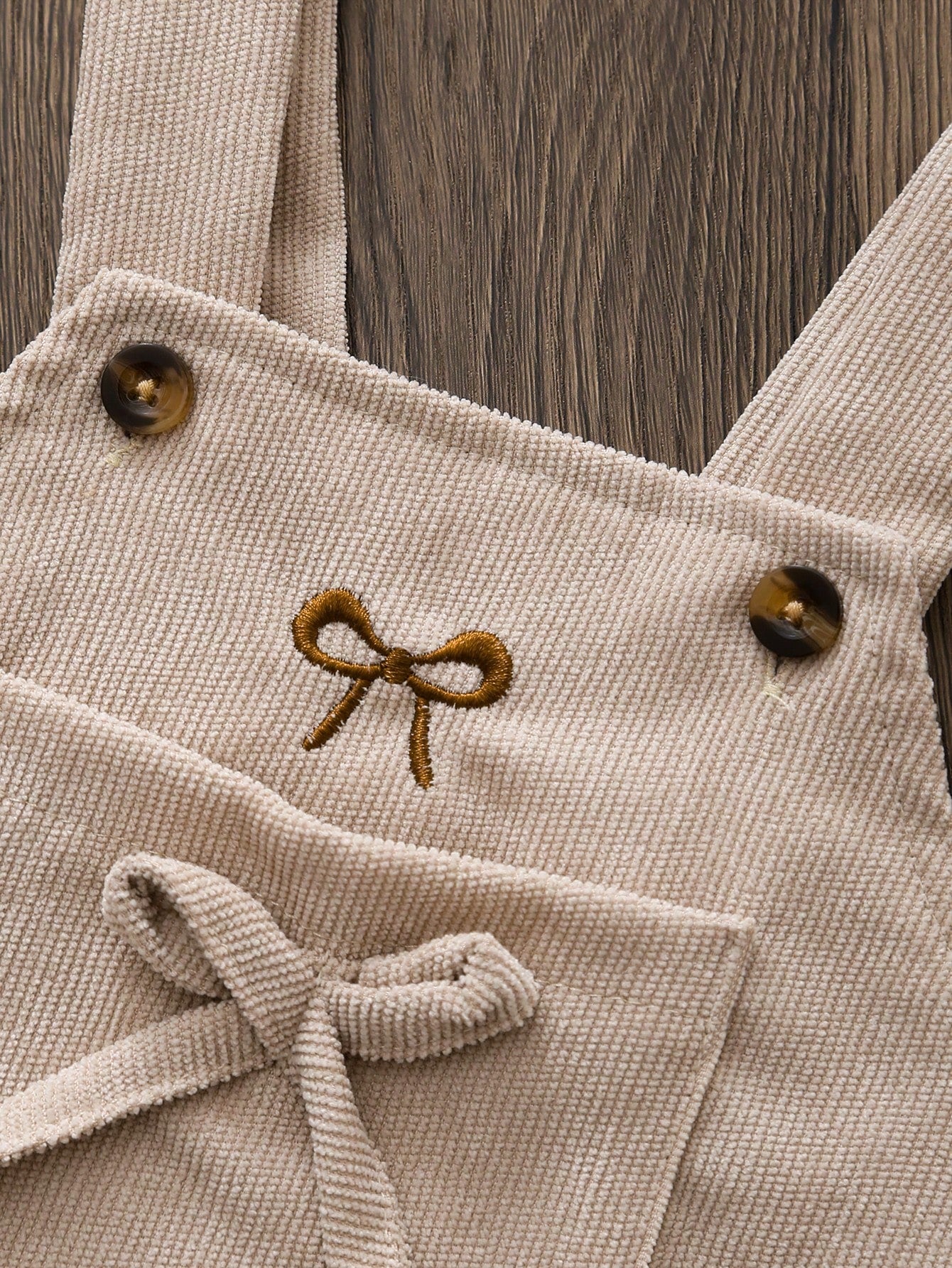 3Pcs/Set Baby Girl Cute Knit Scoop Neck Drop Shoulder Long Sleeve Bodysuit, Pinafore Dress, And Bow Embroidered Vest With Headband