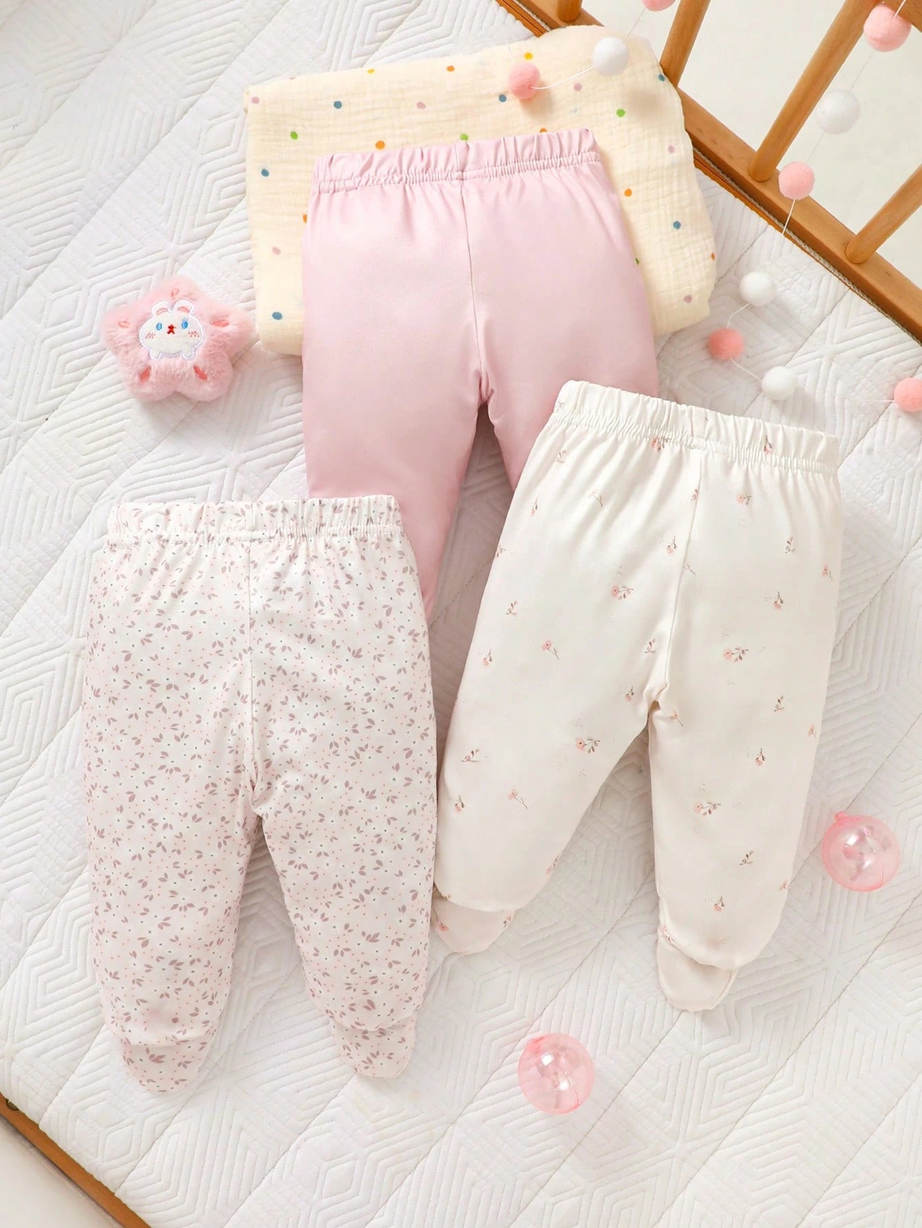 3pcs/Set Newborn Baby Girl Cute Footie Pants Solid Color Floral Mini Print Spring/Autumn Infant Leg Warmers Bottoms Multi Pack Footed Trousers Clothes